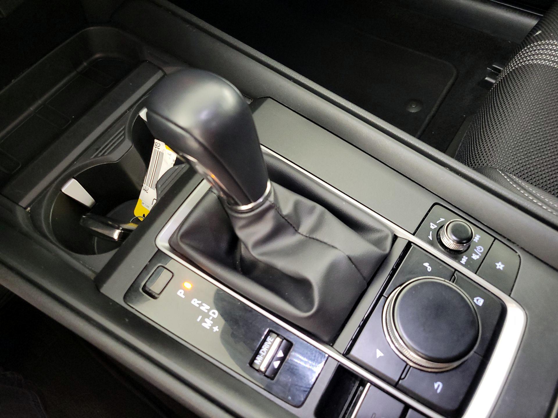 Thumbnail: 2025 Mazda CX-50 - 17