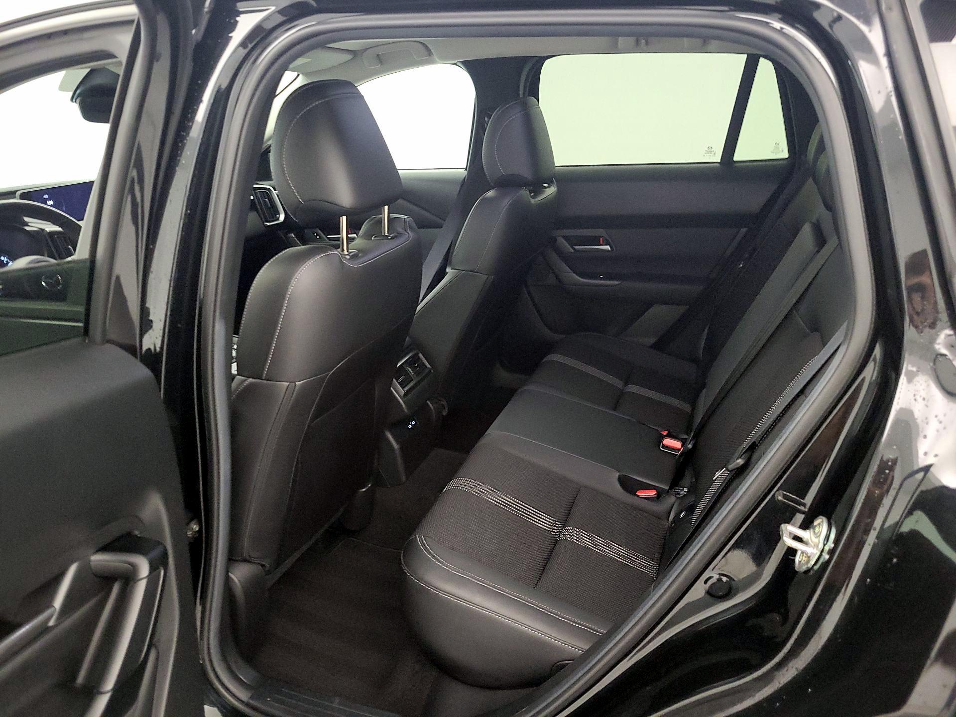 Thumbnail: 2025 Mazda CX-50 - 19