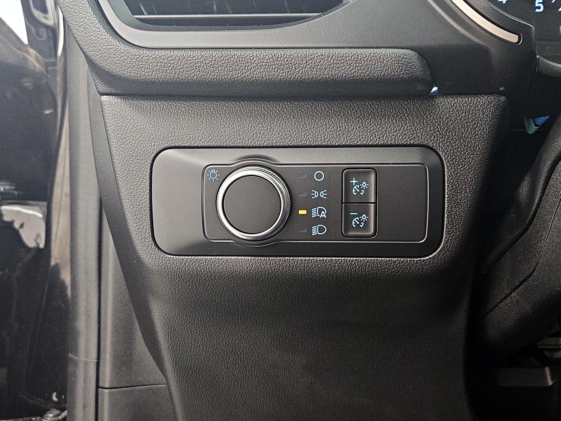 Thumbnail: 2020 Ford Escape - 13