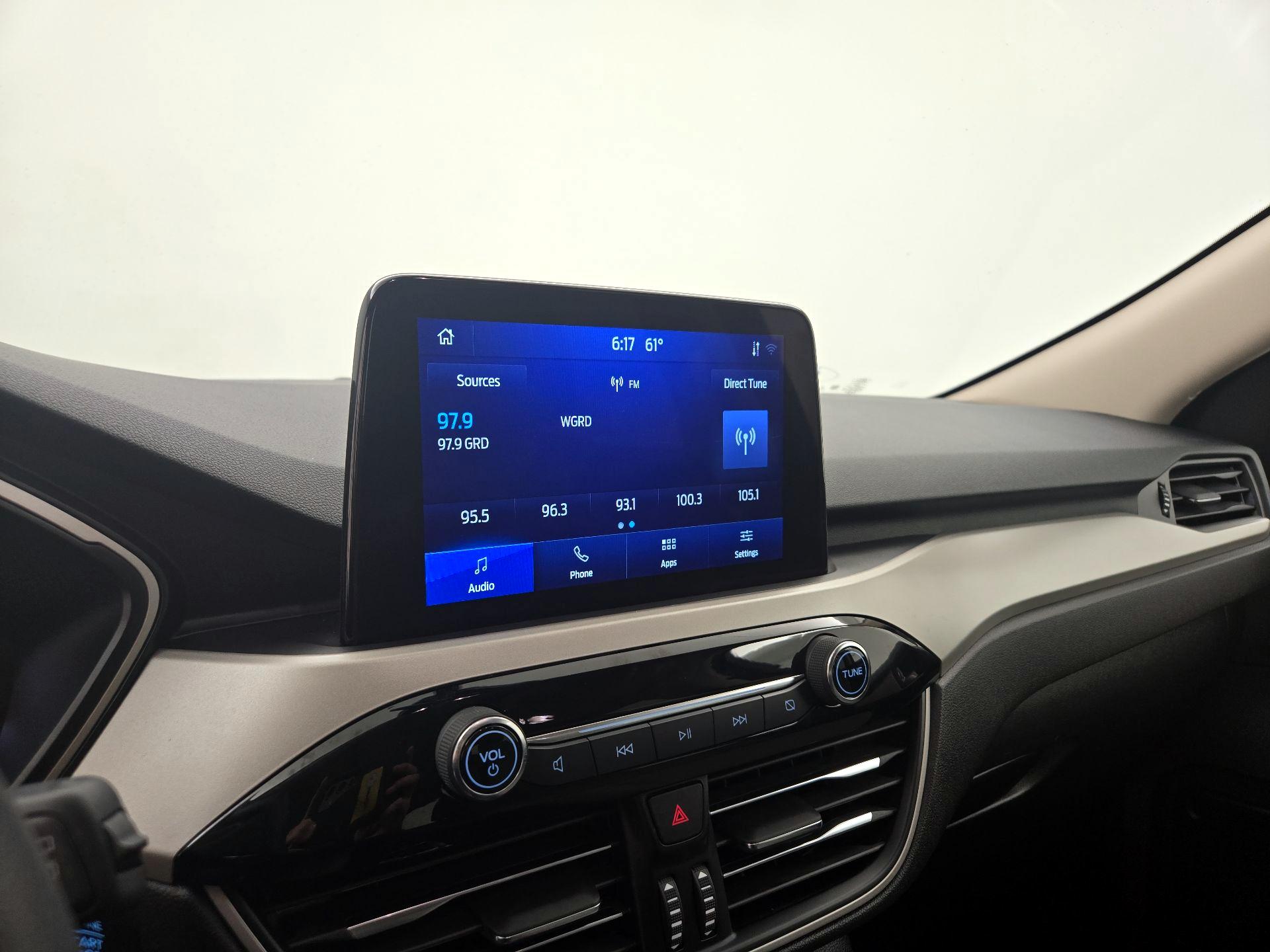 Thumbnail: 2020 Ford Escape - 15