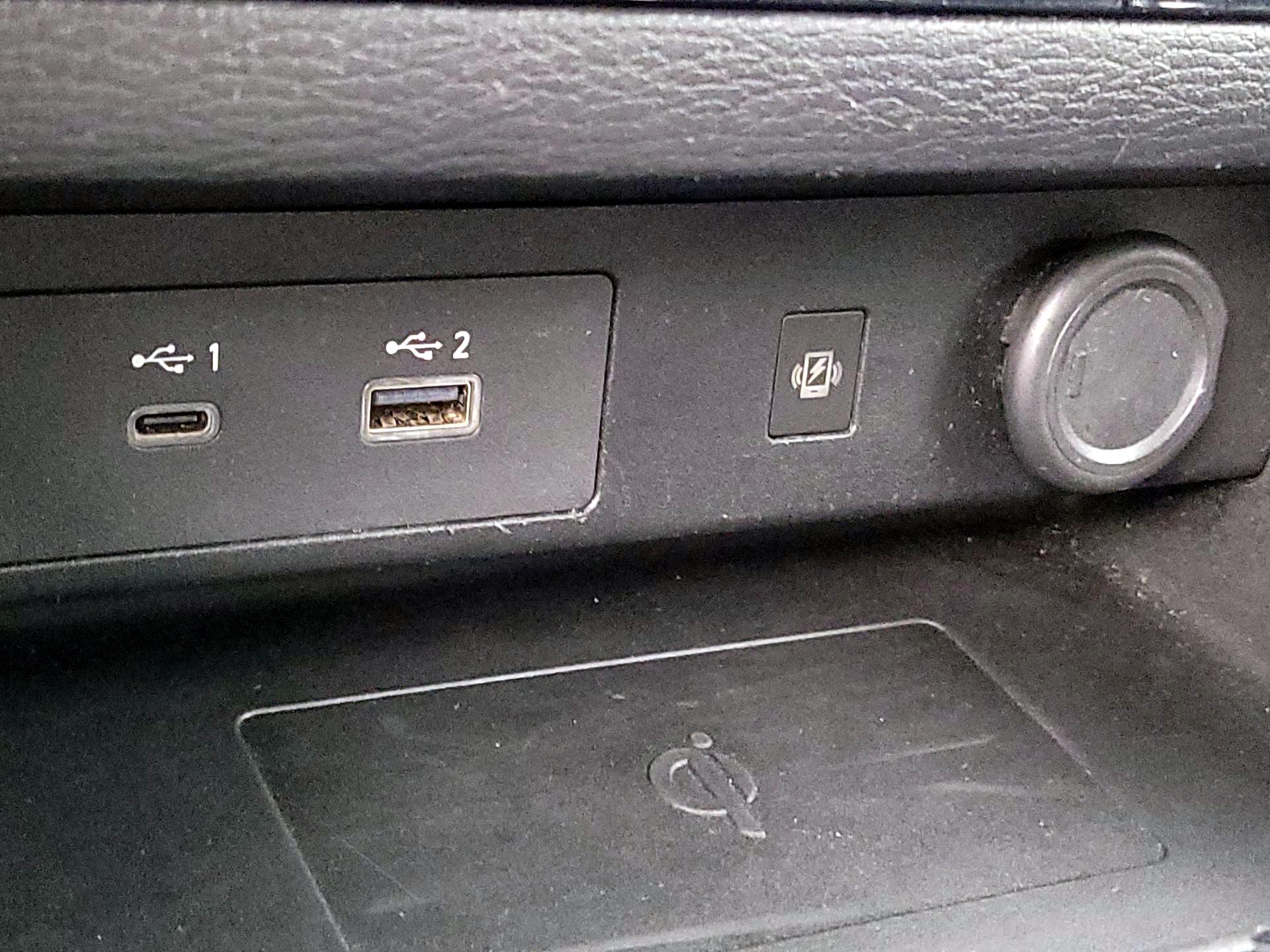 Thumbnail: 2024 Mitsubishi Outlander - 18