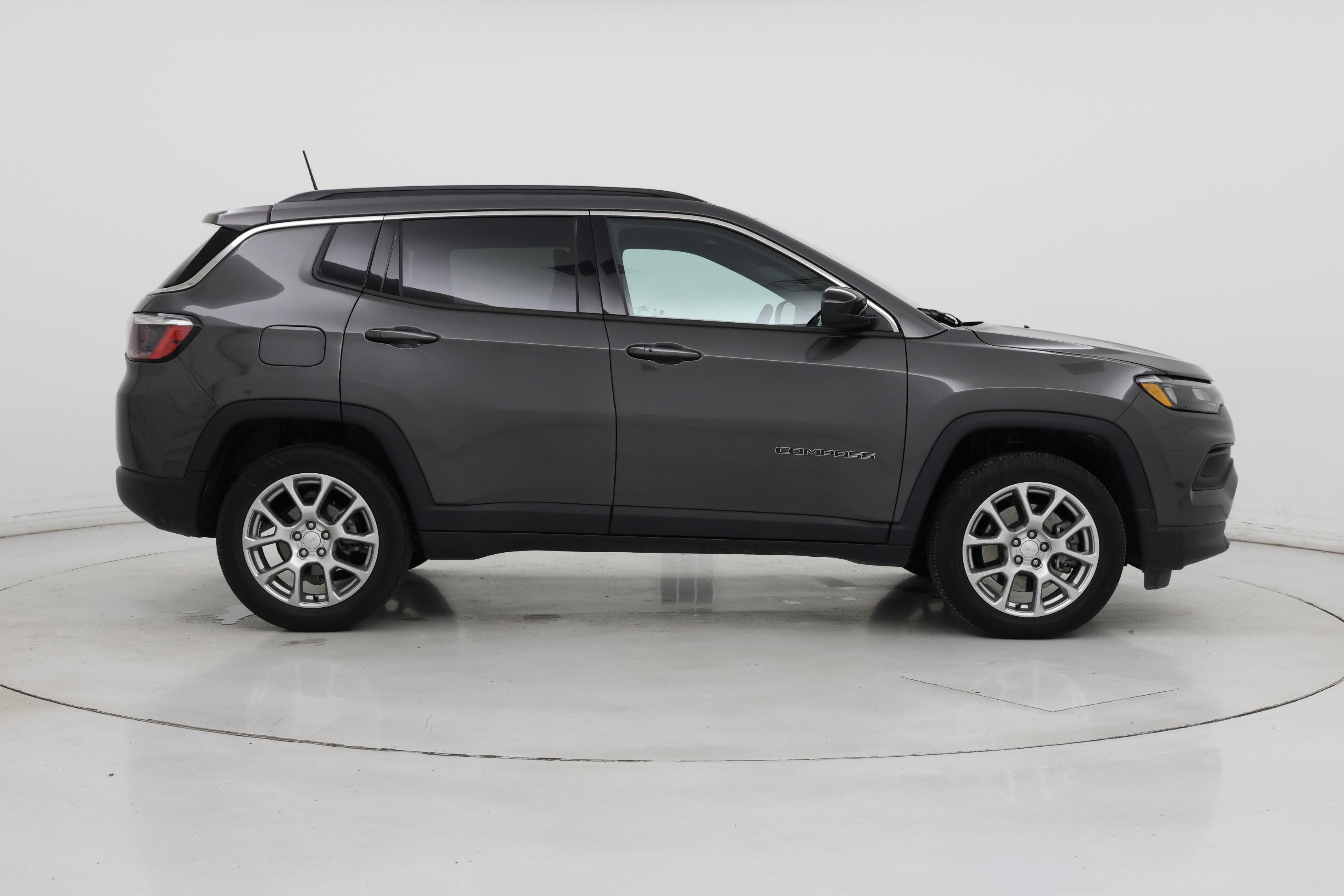 Thumbnail: 2023 Jeep Compass - 7