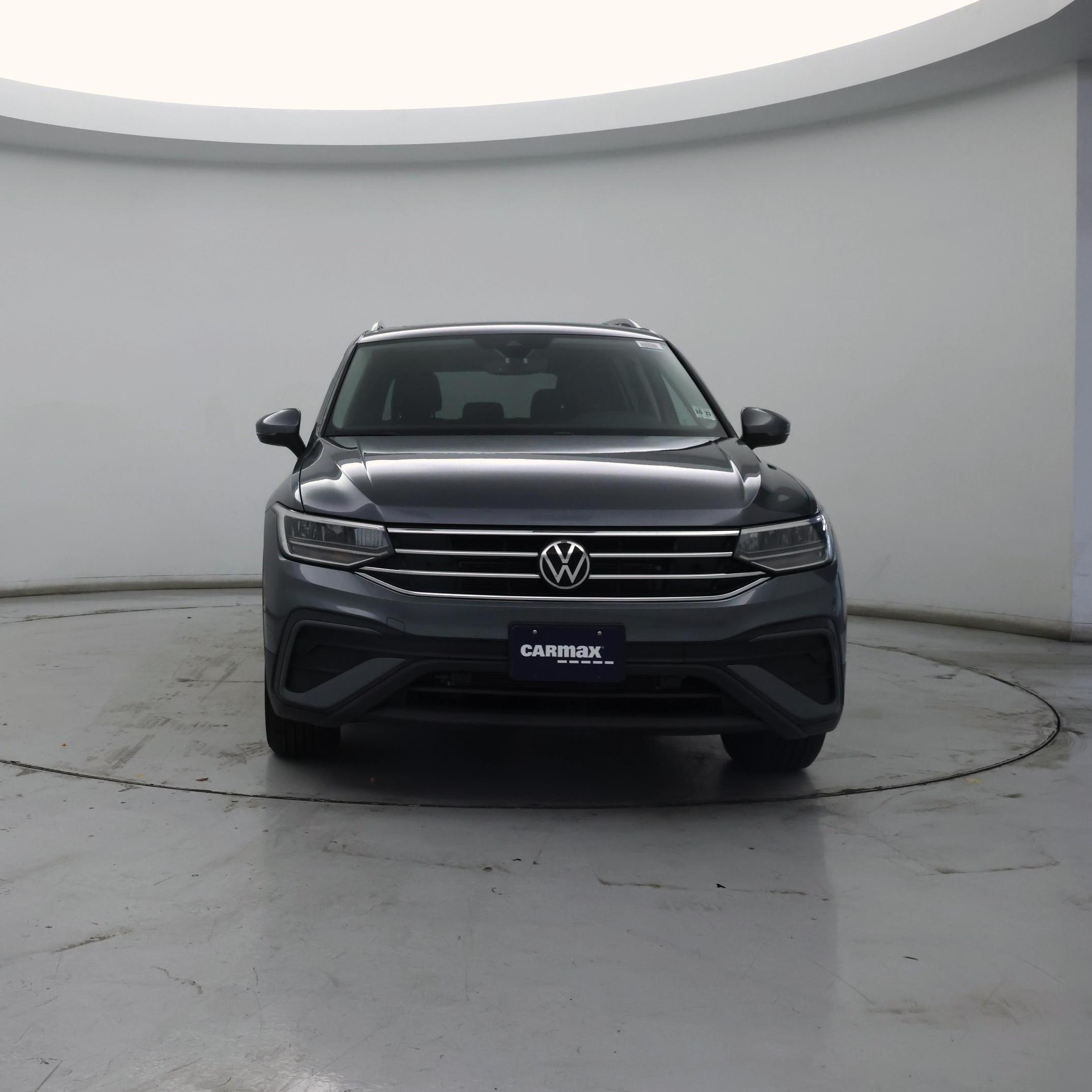 Thumbnail: 2022 Volkswagen Tiguan - 5