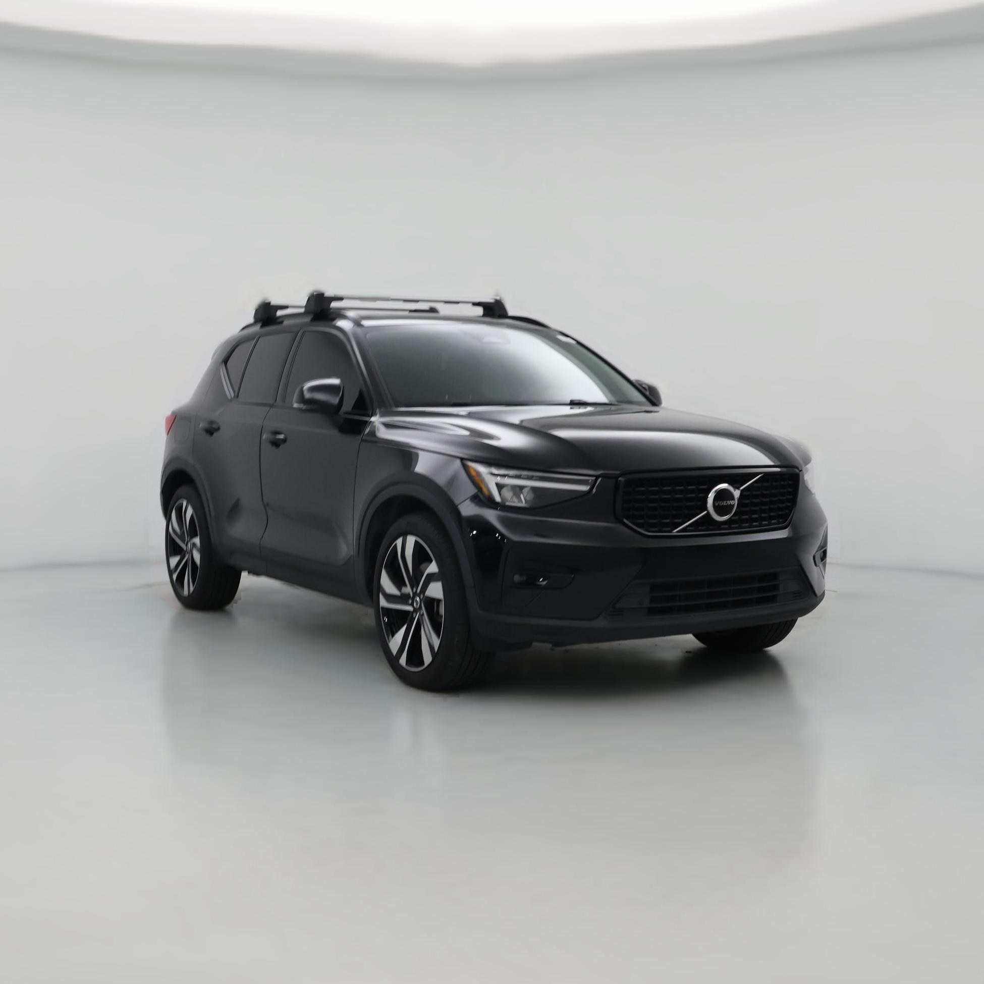 Thumbnail: 2023 Volvo XC40 - 1