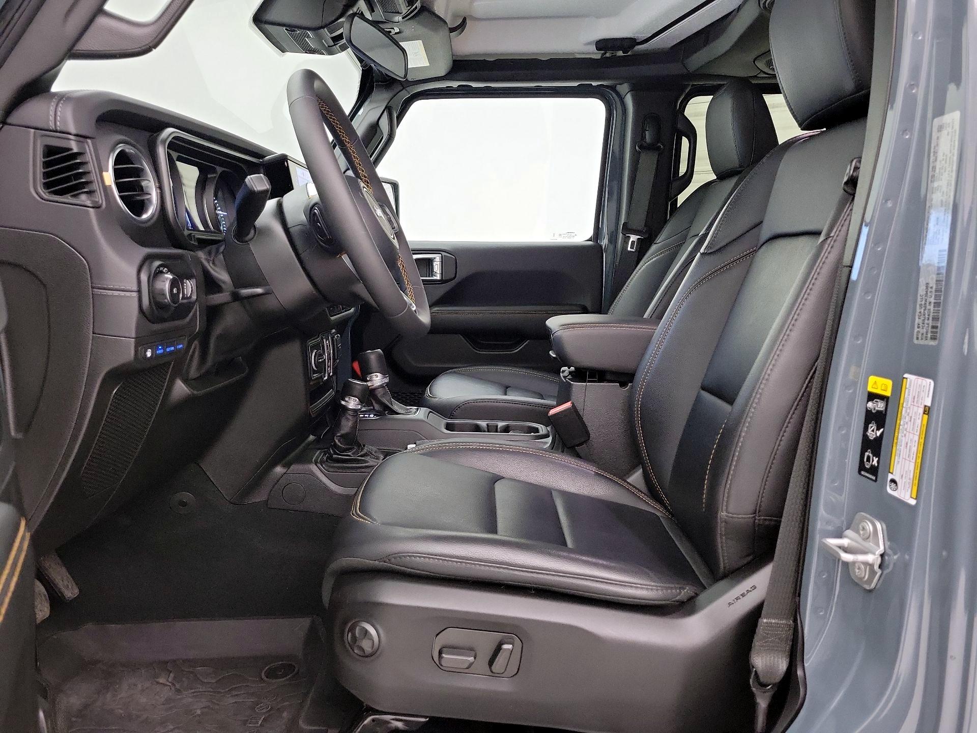 Thumbnail: 2024 Jeep Wrangler - 11