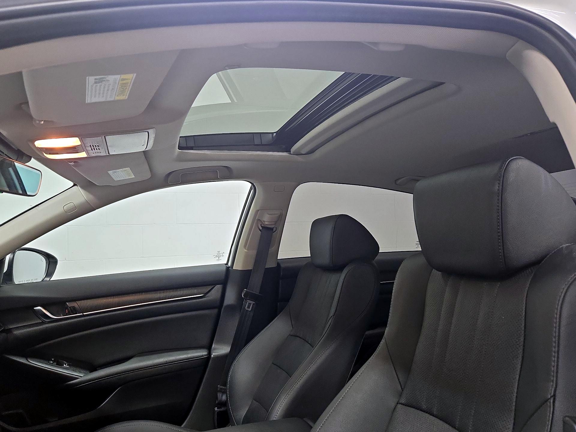 Thumbnail: 2020 Honda Accord - 19