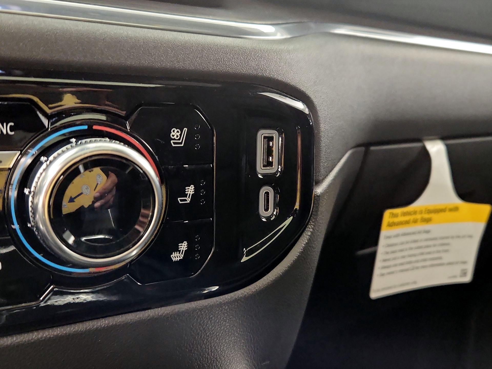 Thumbnail: 2024 GMC Sierra 1500 - 19