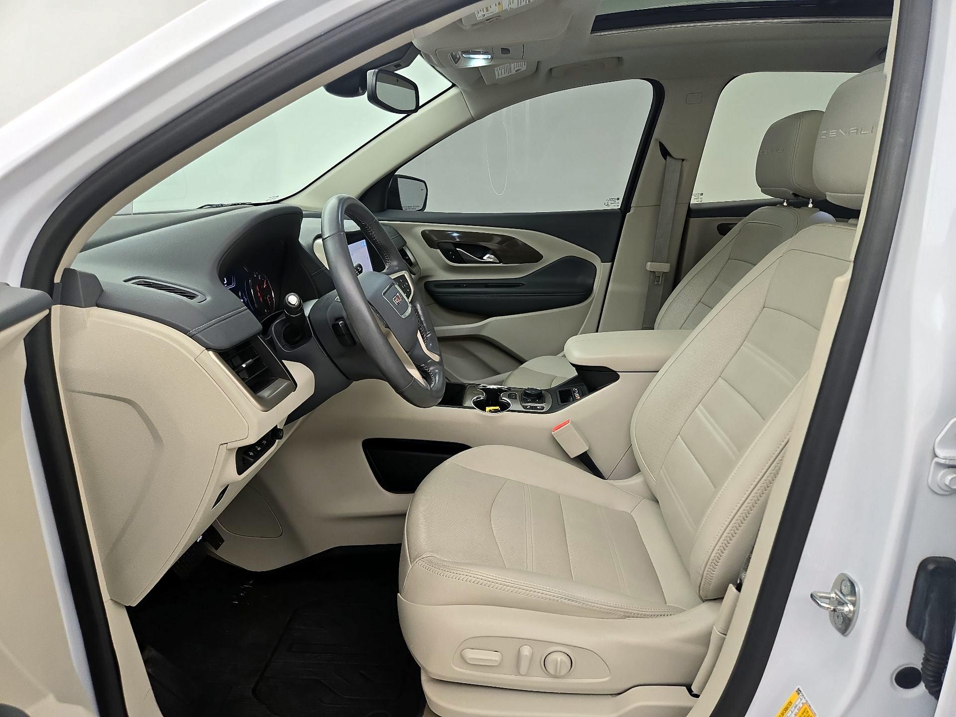 Thumbnail: 2022 GMC Terrain - 11