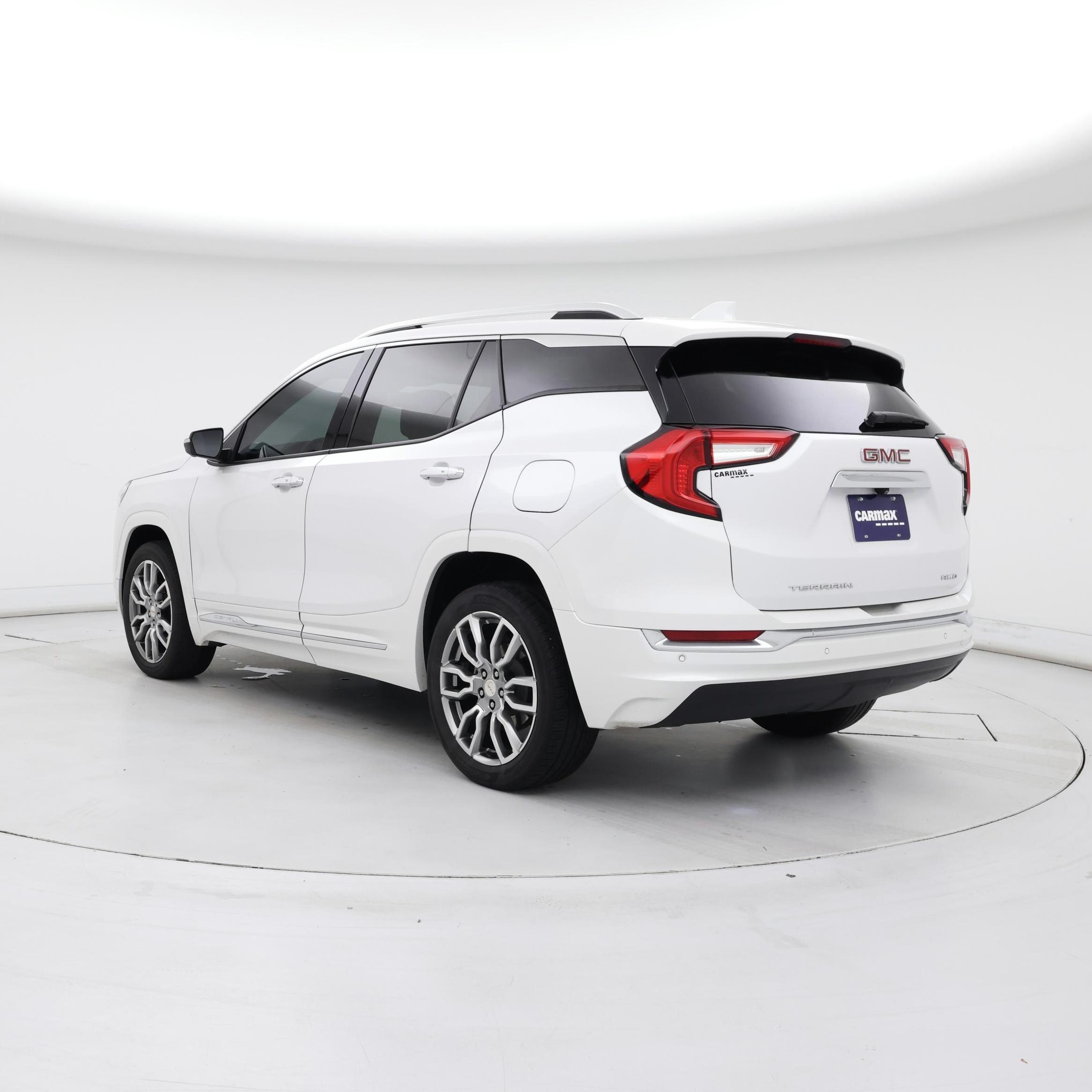 Thumbnail: 2022 GMC Terrain - 2