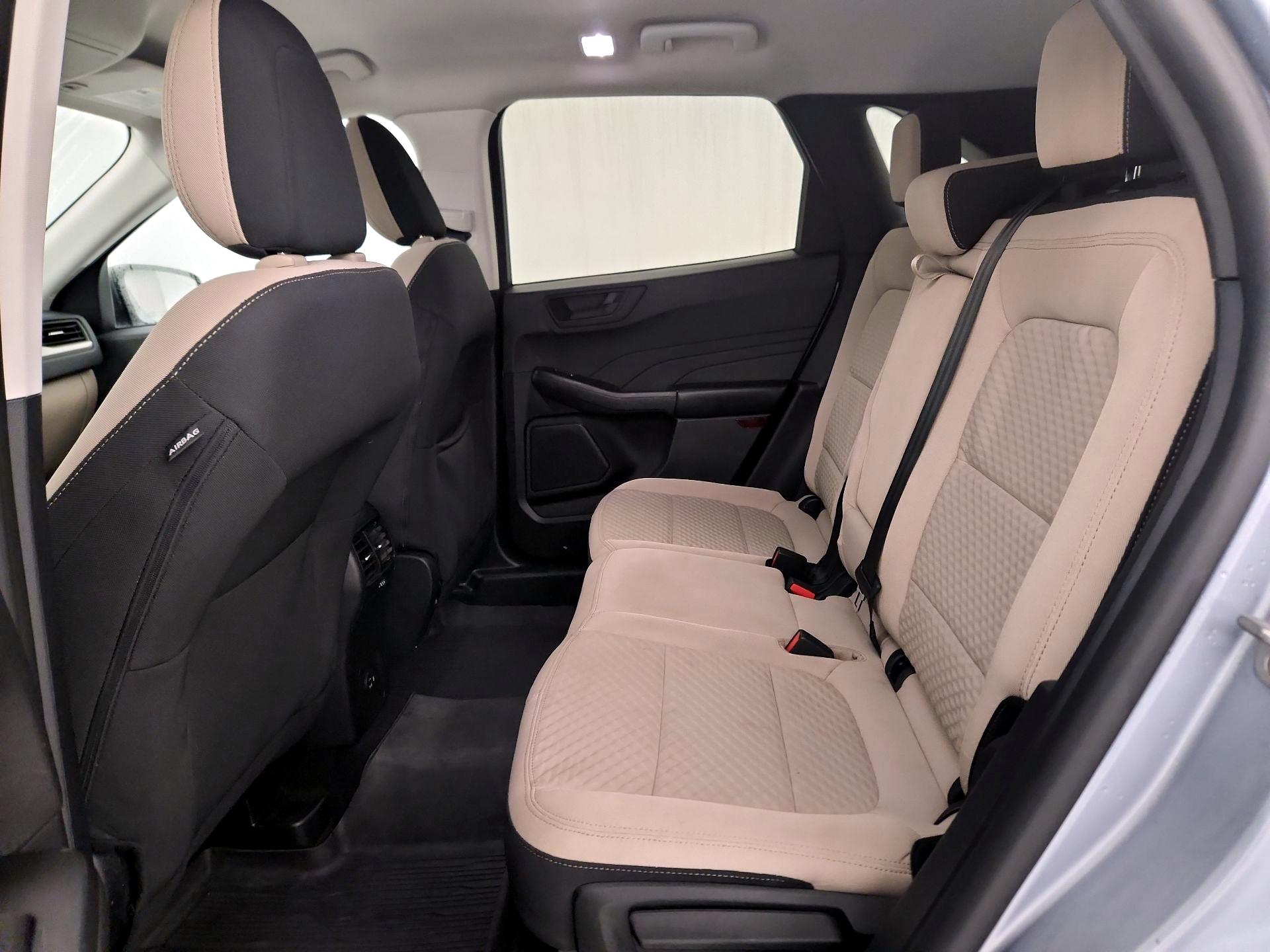 Thumbnail: 2022 Ford Escape - 20