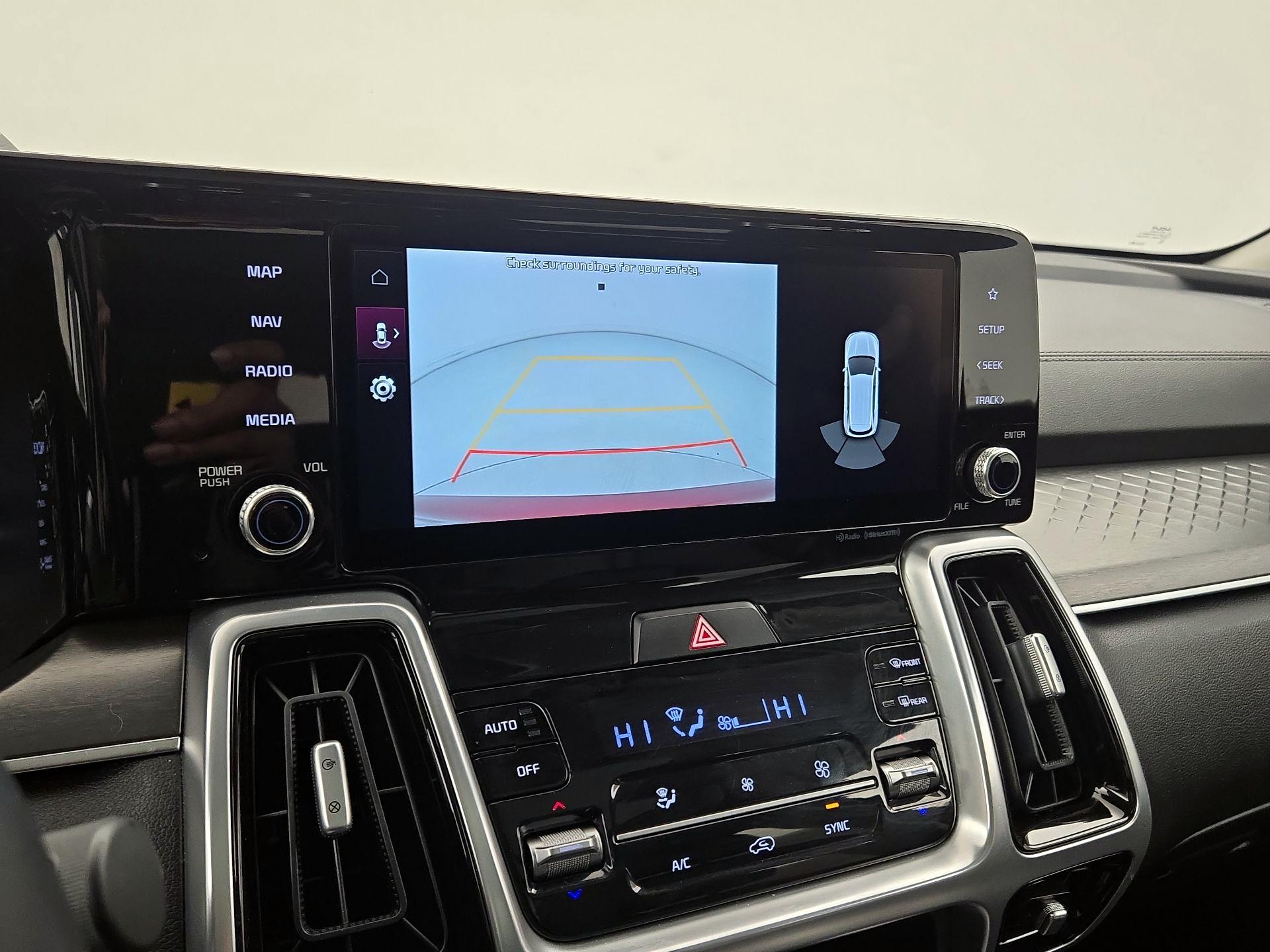 Thumbnail: 2022 Kia Sorento - 15