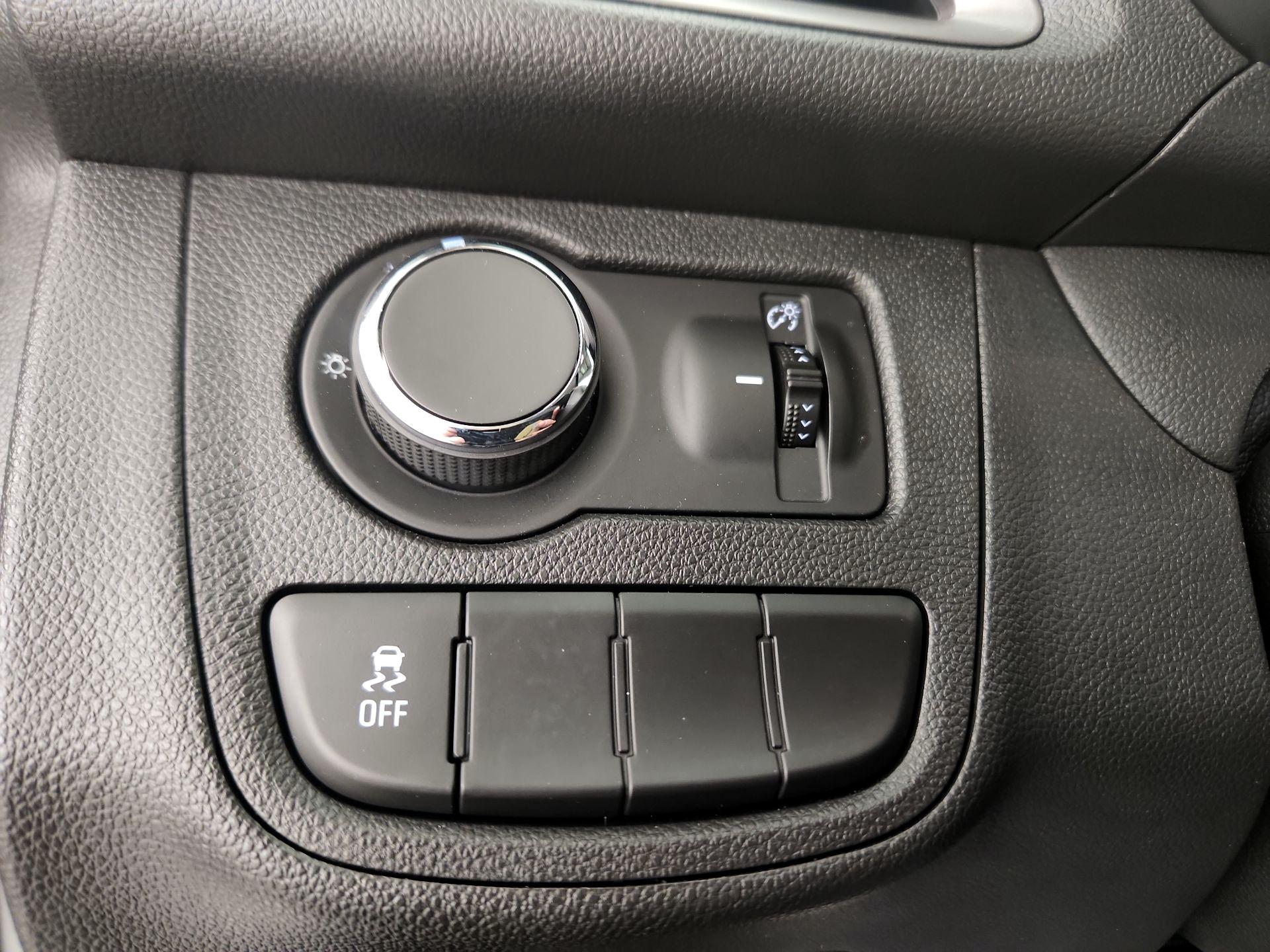 Thumbnail: 2022 Chevrolet Spark - 13