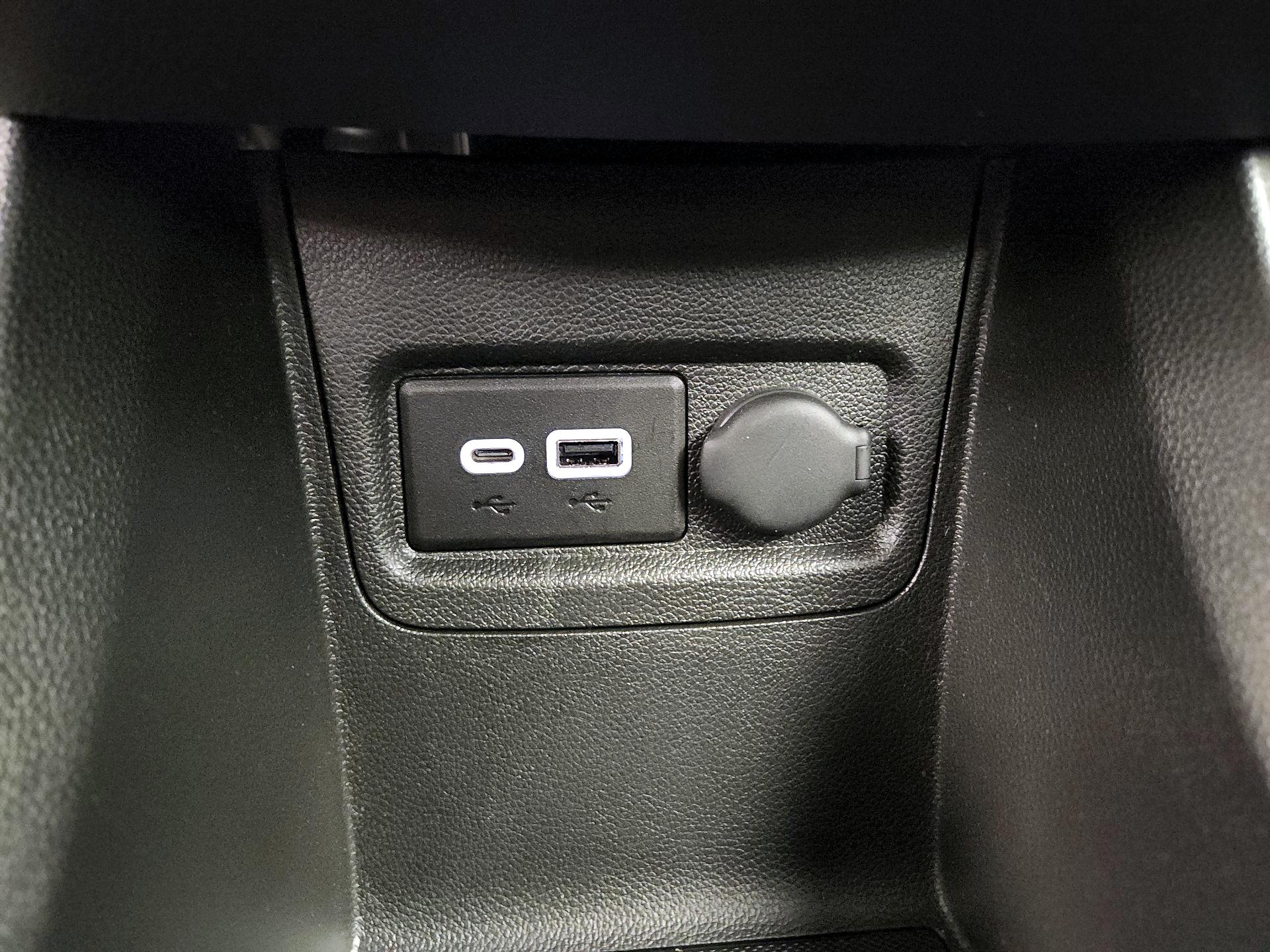 Thumbnail: 2022 Chevrolet Spark - 17