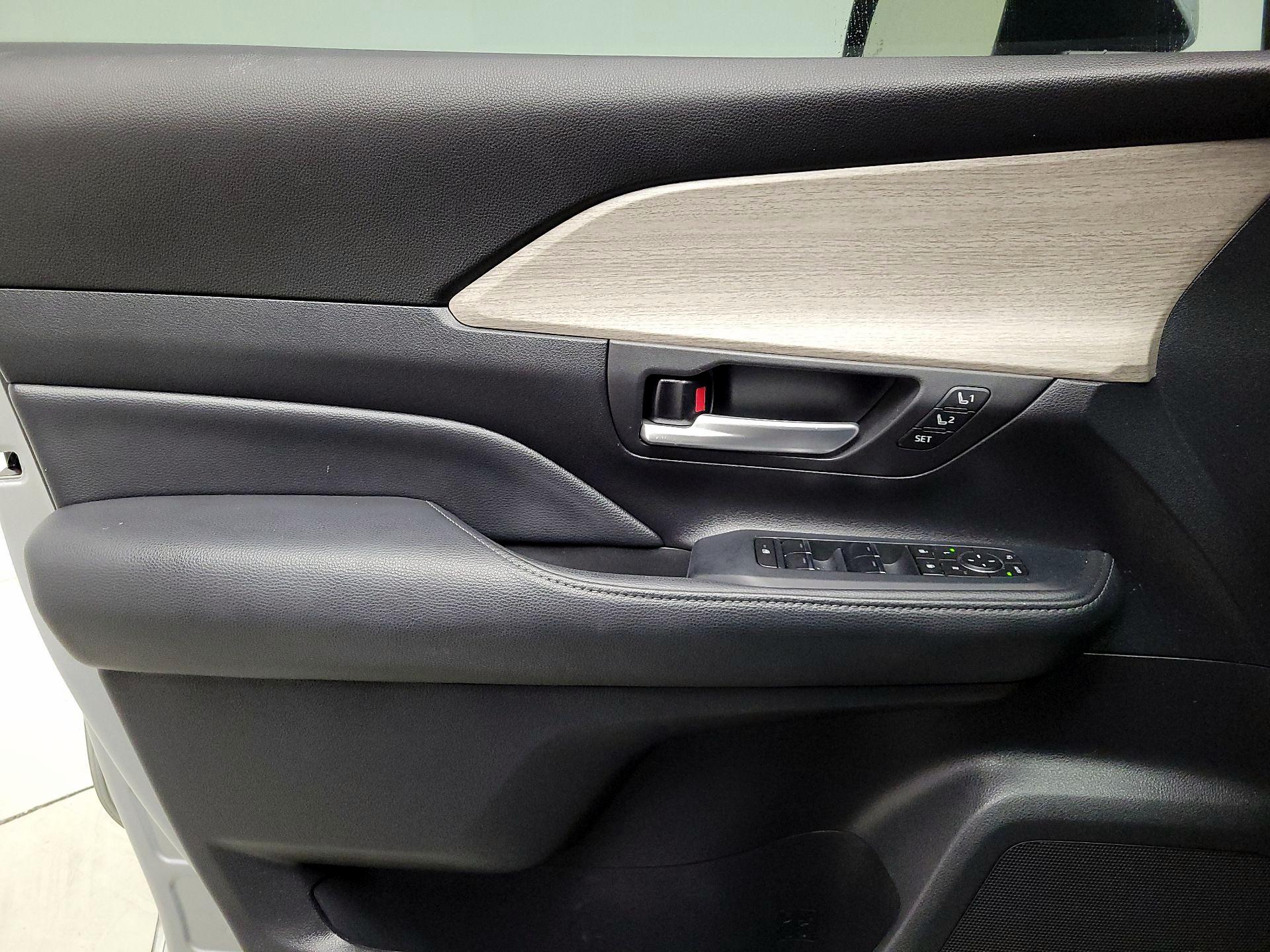 Thumbnail: 2024 Toyota Grand Highlander - 12