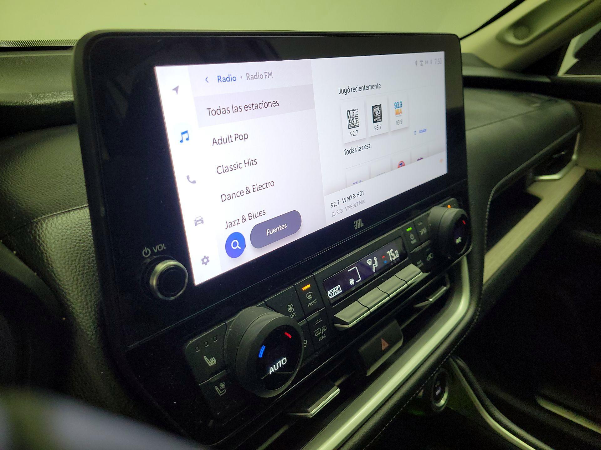 Thumbnail: 2024 Toyota Grand Highlander - 16