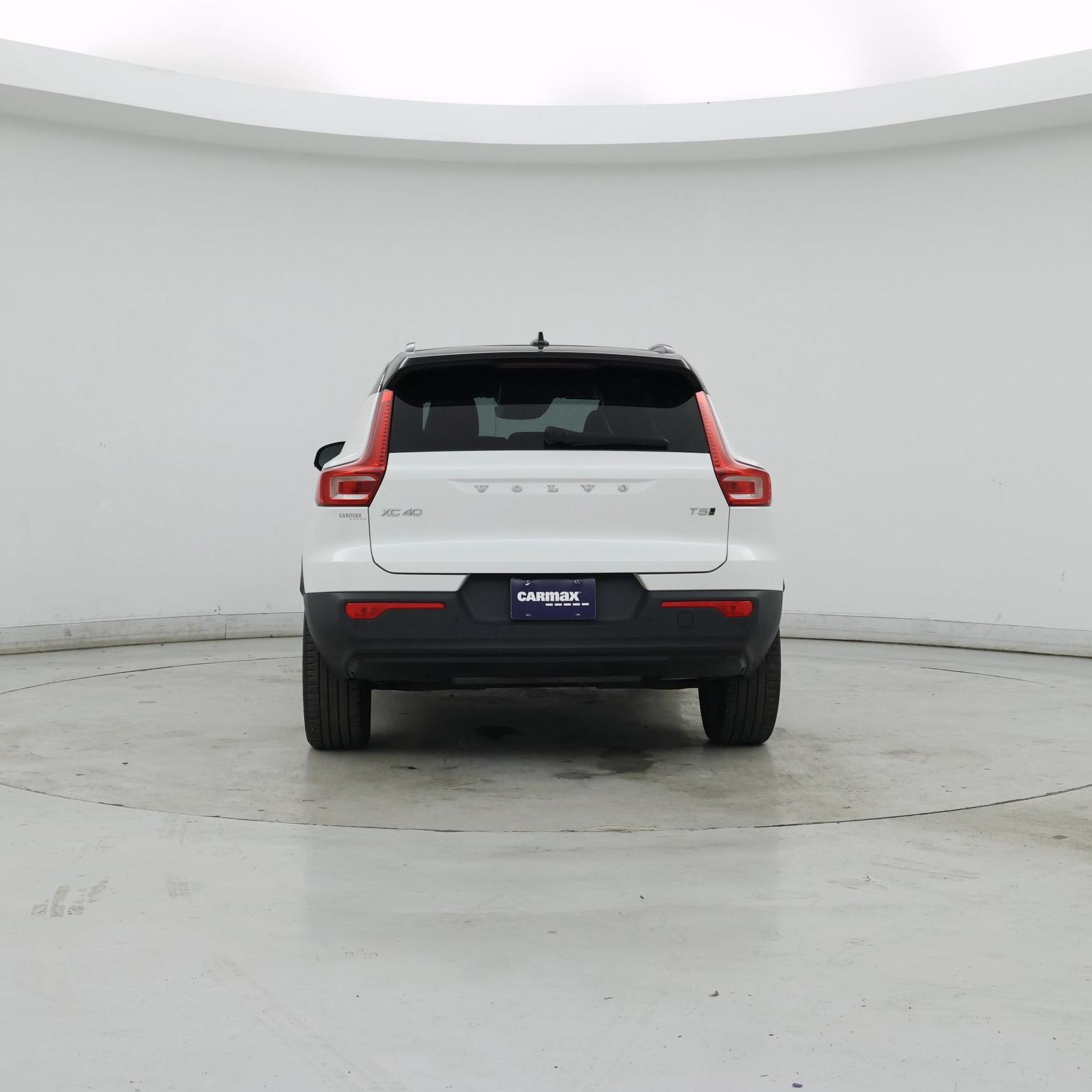 Thumbnail: 2021 Volvo XC40 - 6