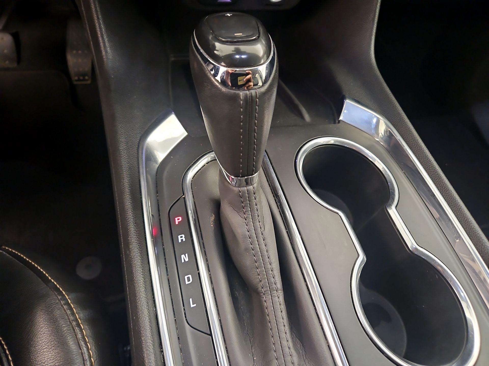 Thumbnail: 2020 Chevrolet Traverse - 18