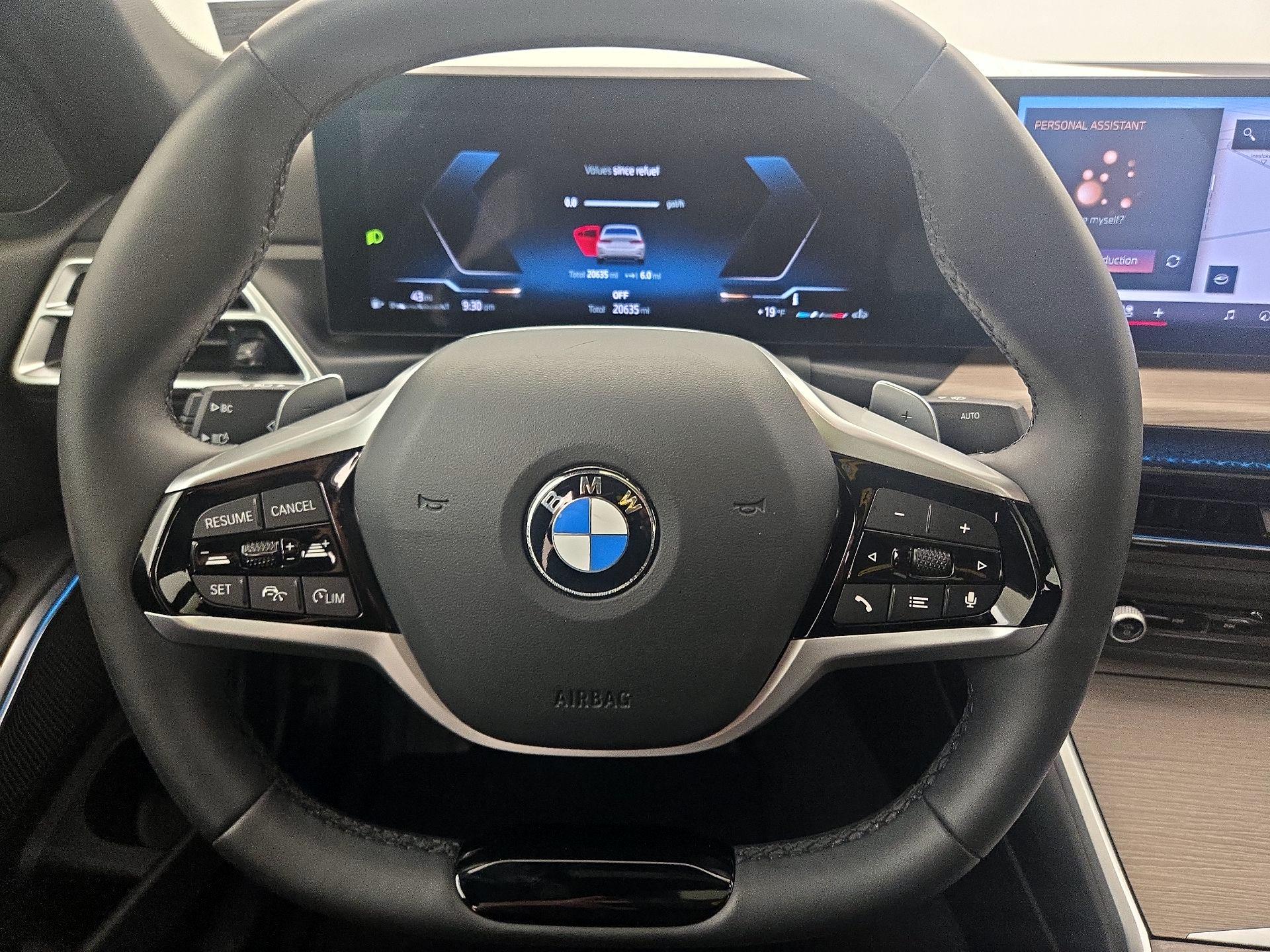 Thumbnail: 2025 BMW 3 Series - 10