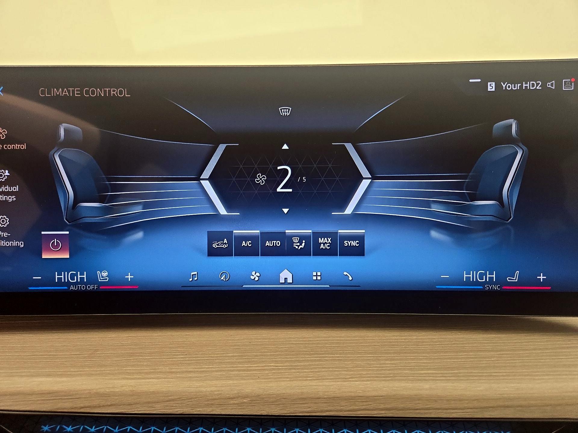 Thumbnail: 2025 BMW 3 Series - 17