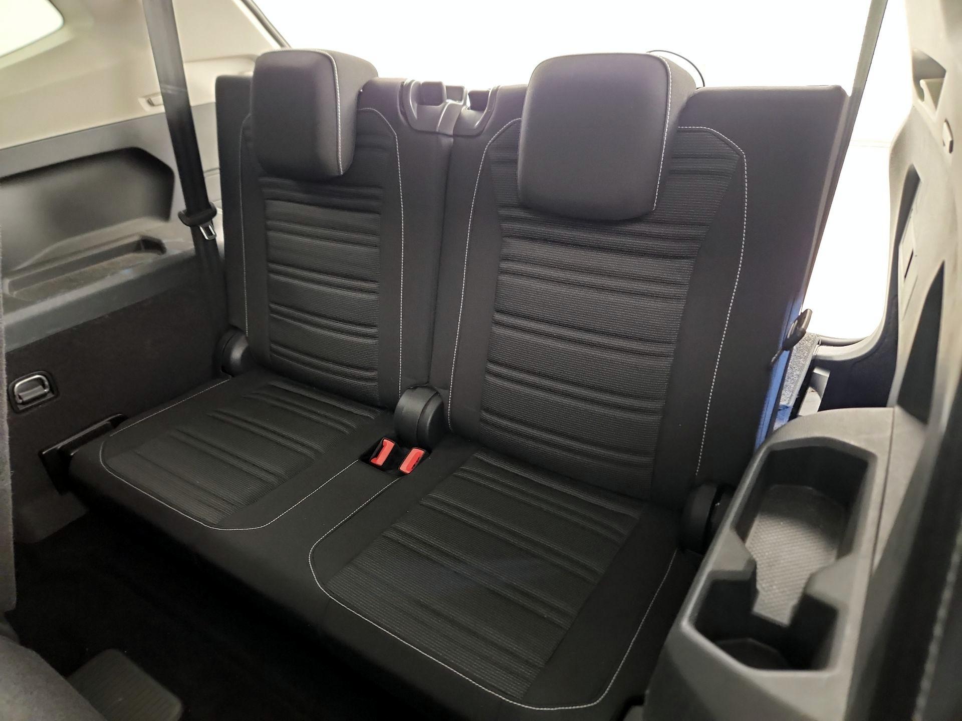 Thumbnail: 2022 Volkswagen Tiguan - 20