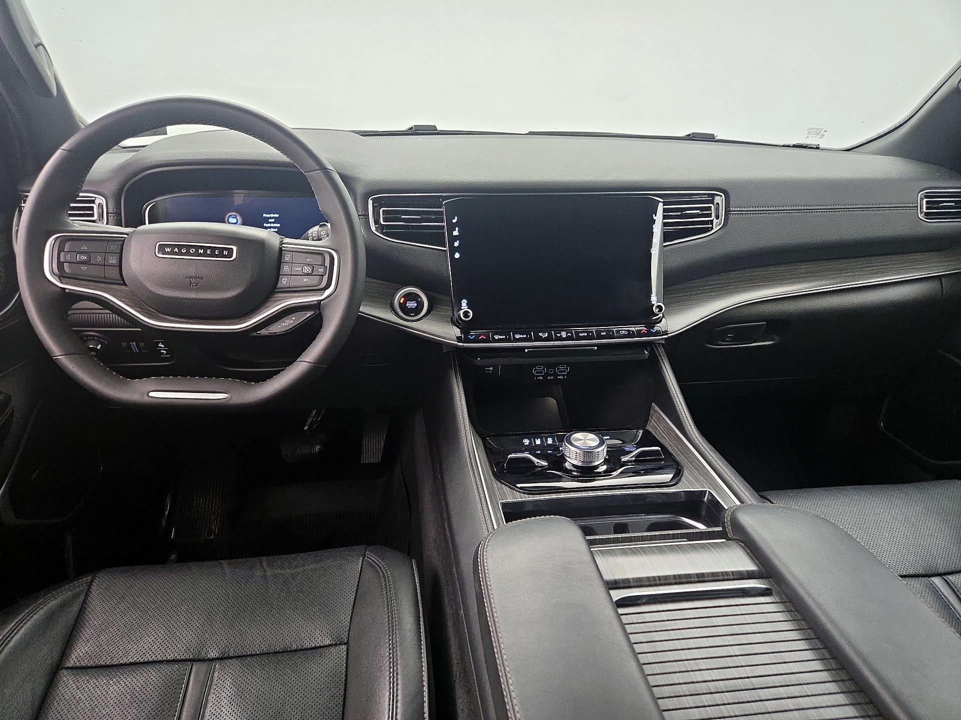 Thumbnail: 2024 Jeep Wagoneer - 9