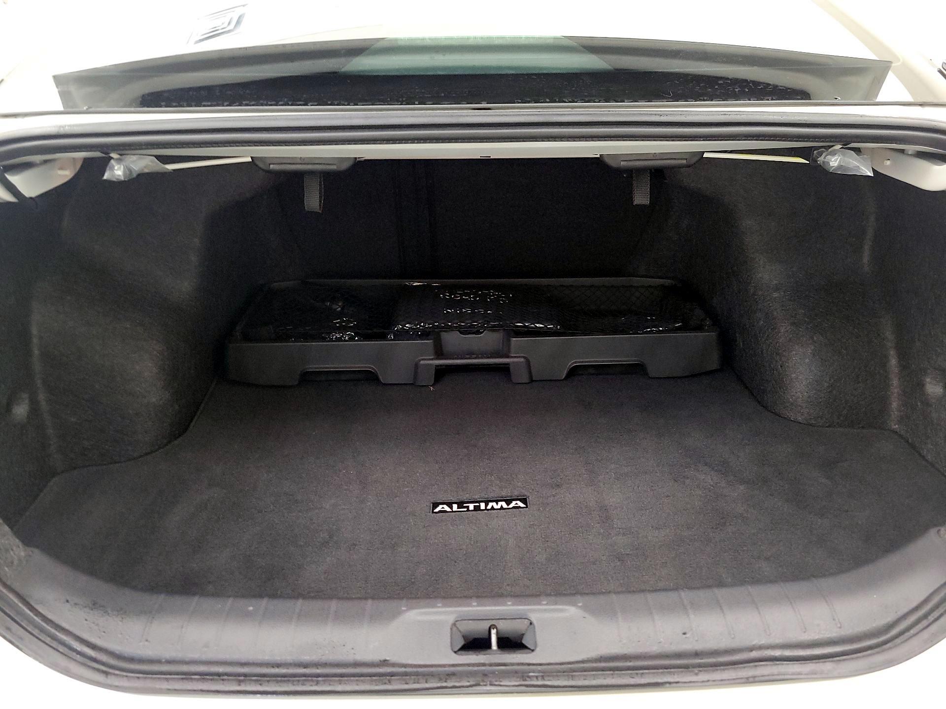 Thumbnail: 2023 Nissan Altima - 20