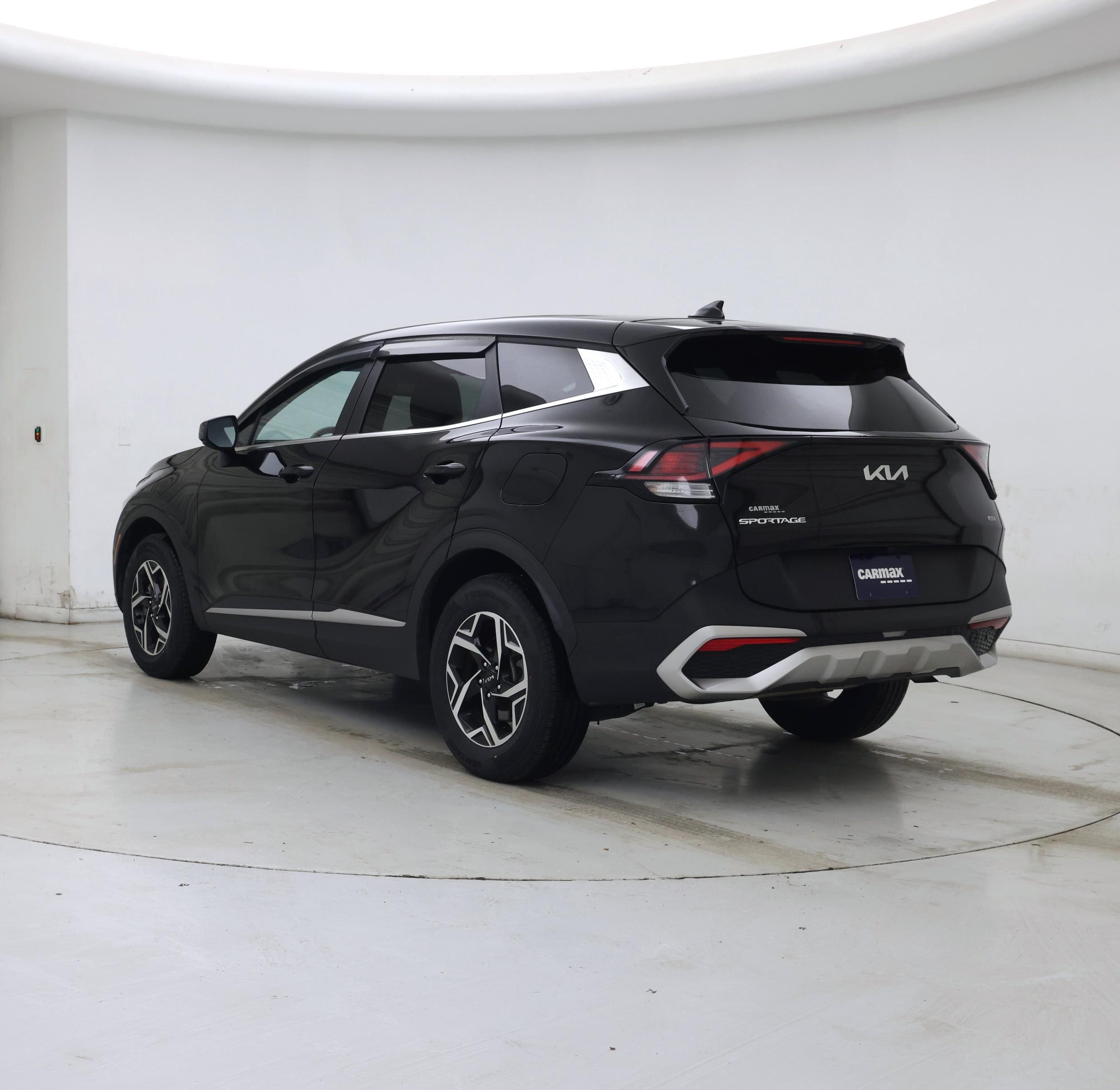 Thumbnail: 2023 Kia Sportage - 2