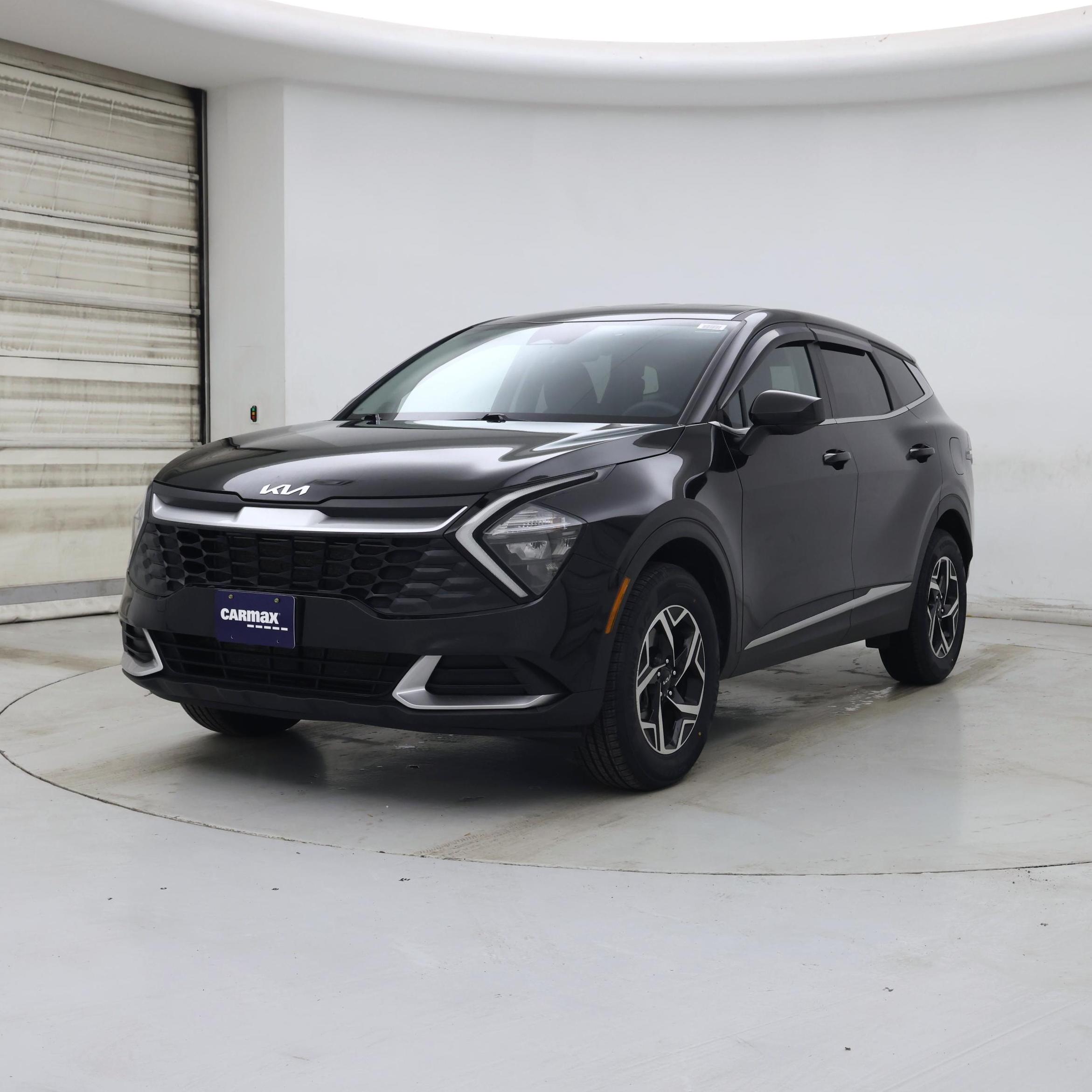 Thumbnail: 2023 Kia Sportage - 4