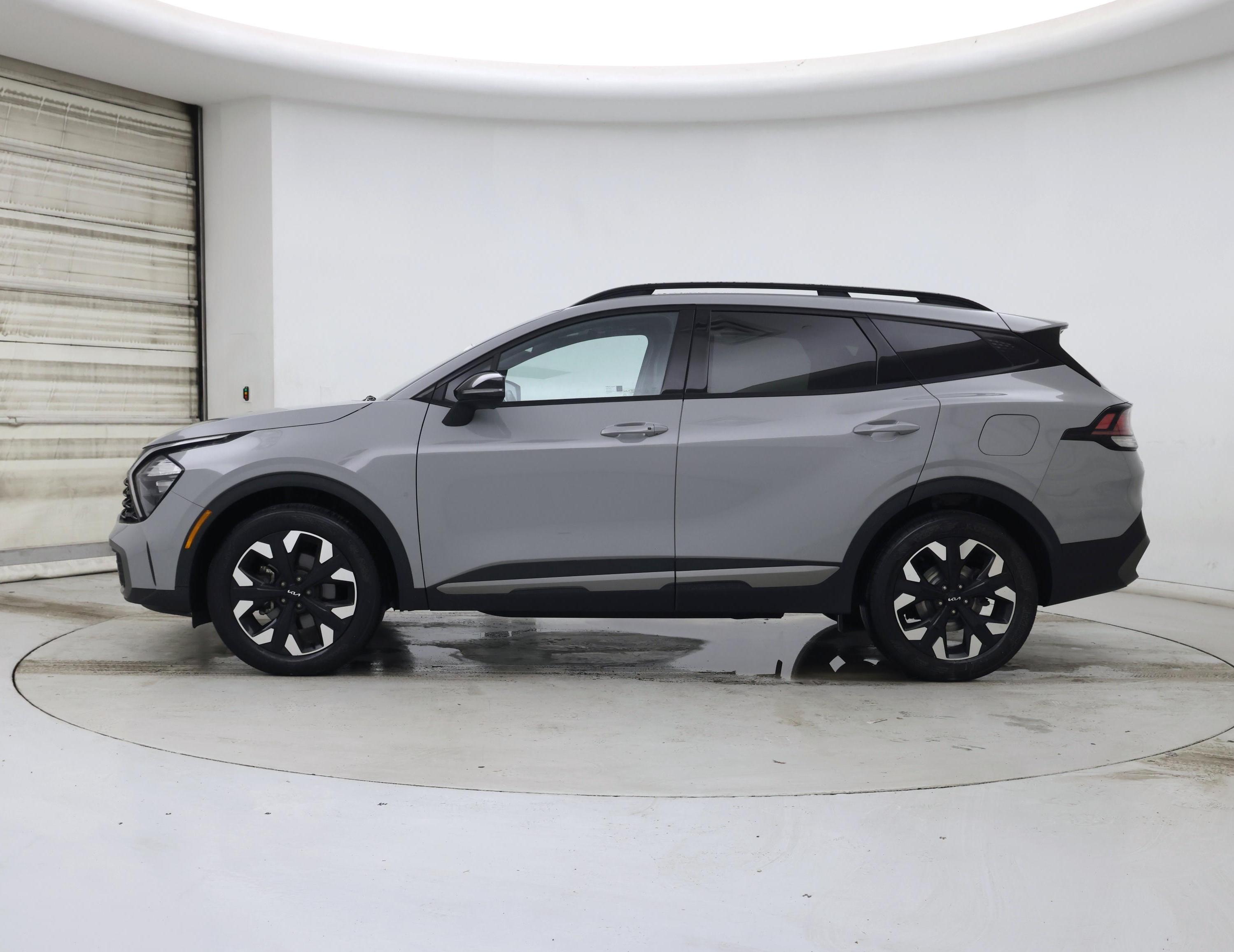Thumbnail: 2023 Kia Sportage - 3