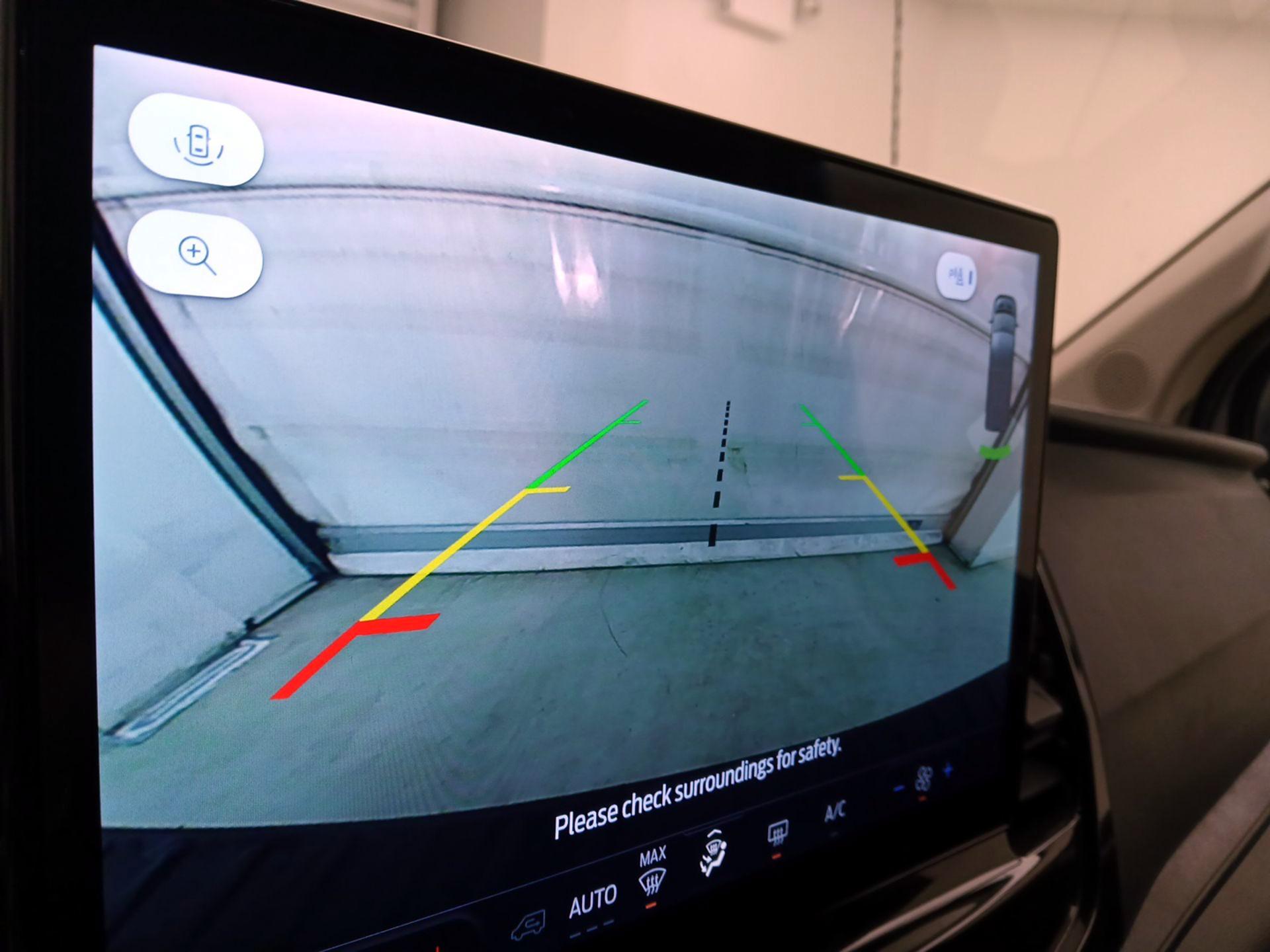 Thumbnail: 2023 Ford Transit Series - 15