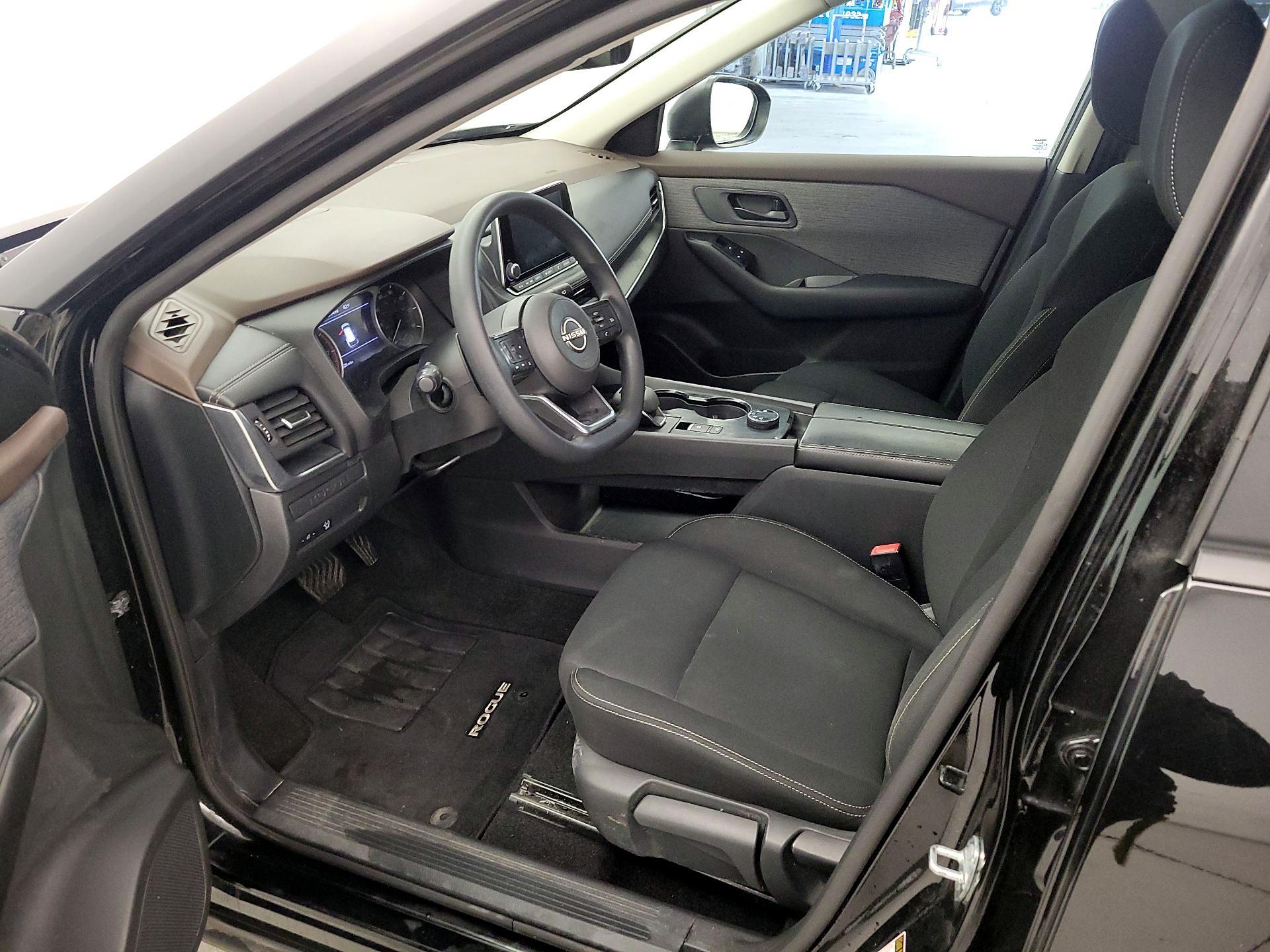 Thumbnail: 2023 Nissan Rogue - 11