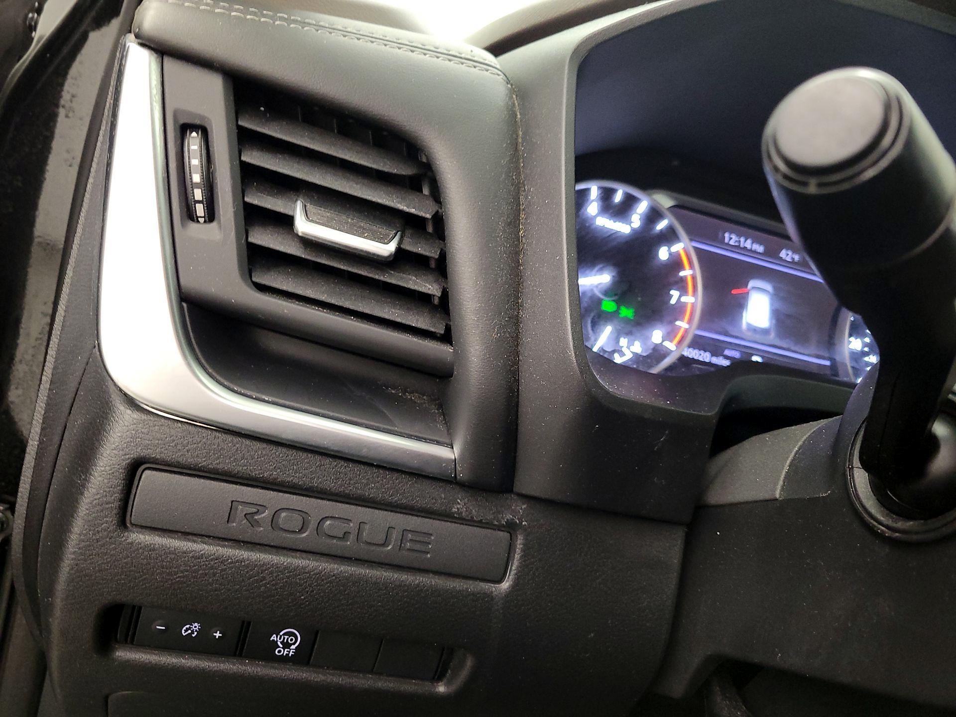 Thumbnail: 2023 Nissan Rogue - 13