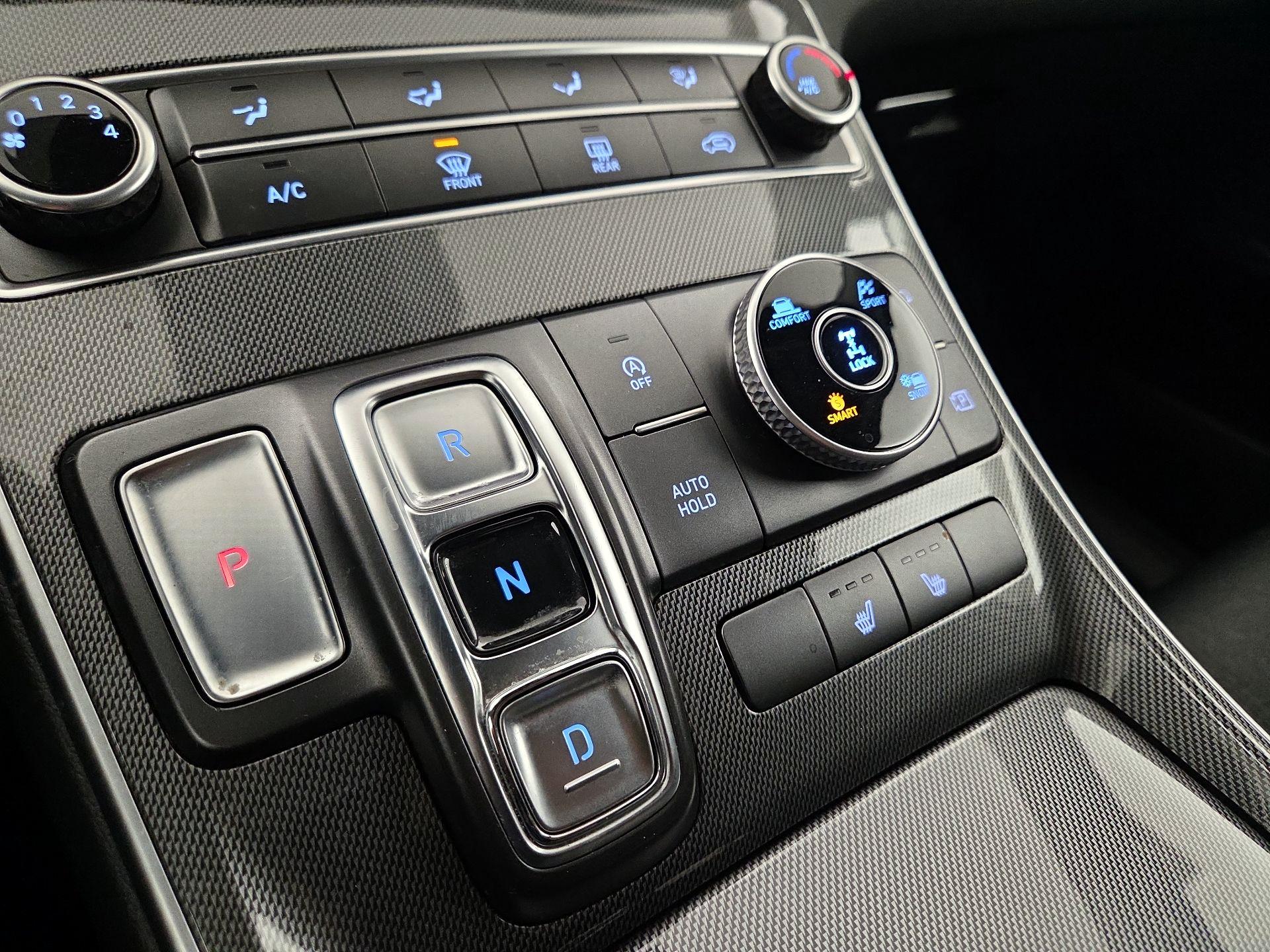 Thumbnail: 2022 Hyundai Santa Fe - 17