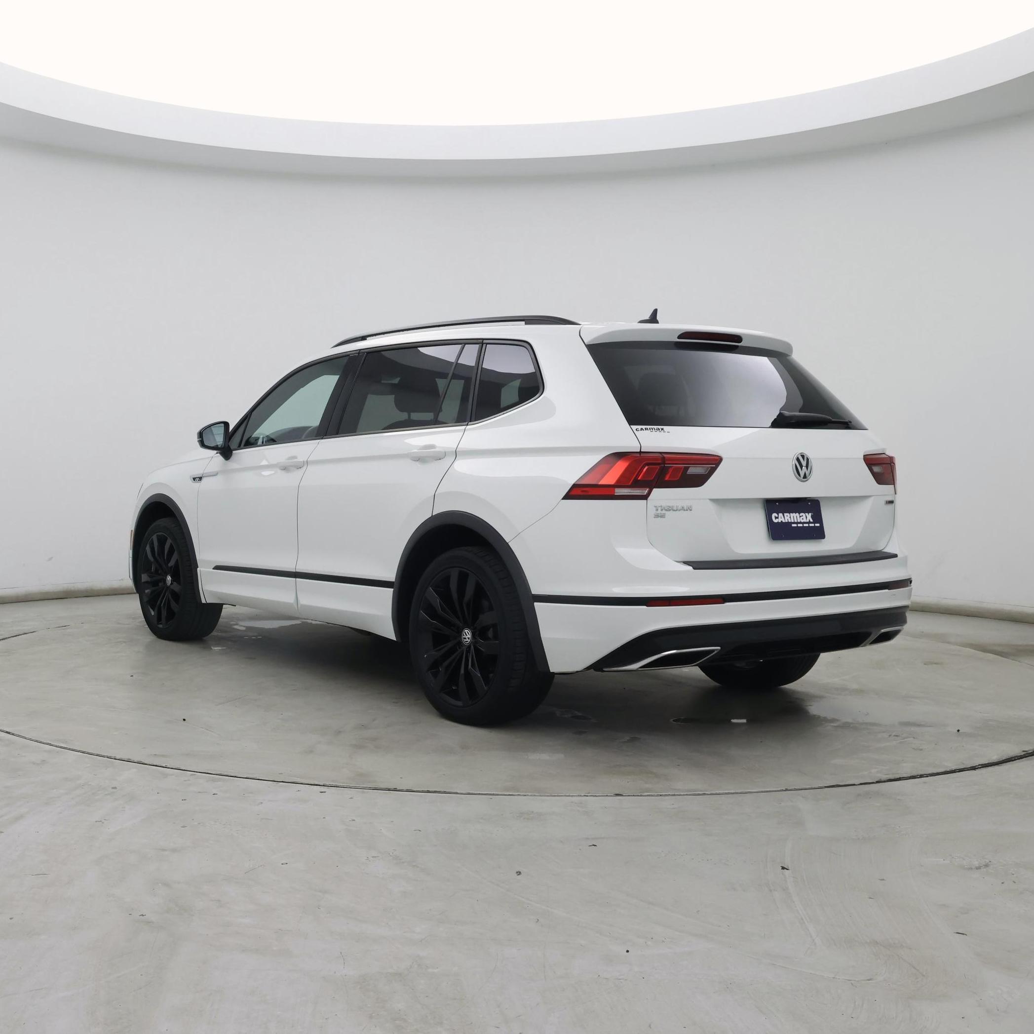 Thumbnail: 2021 Volkswagen Tiguan - 2