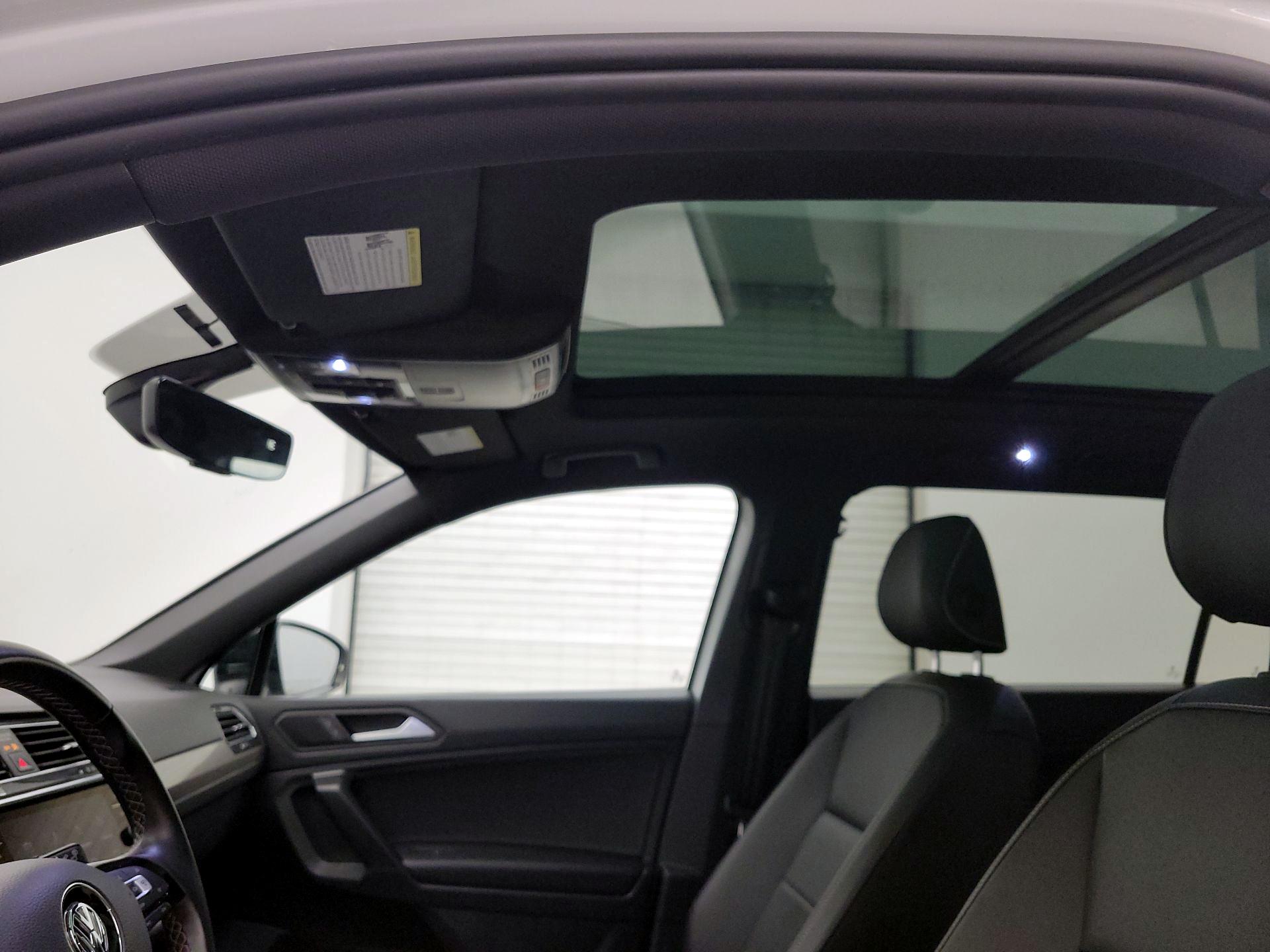 Thumbnail: 2021 Volkswagen Tiguan - 19