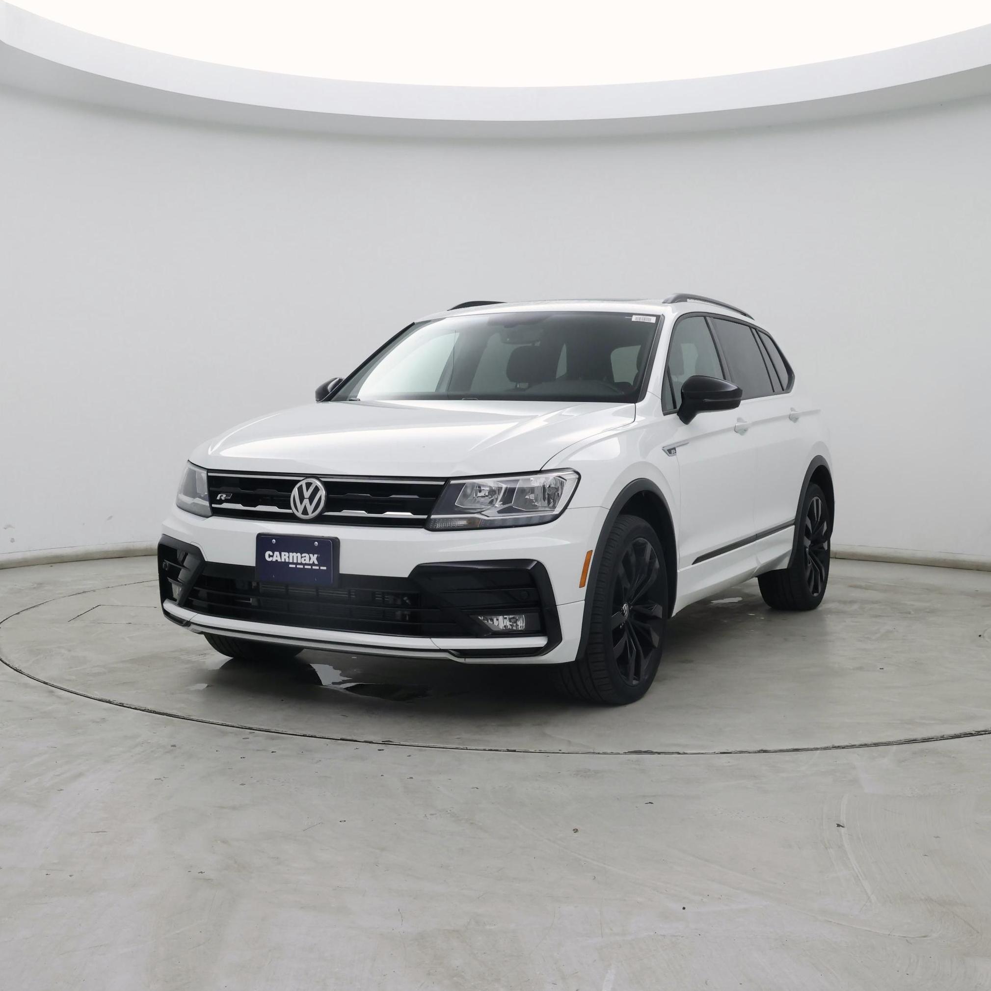 Thumbnail: 2021 Volkswagen Tiguan - 4
