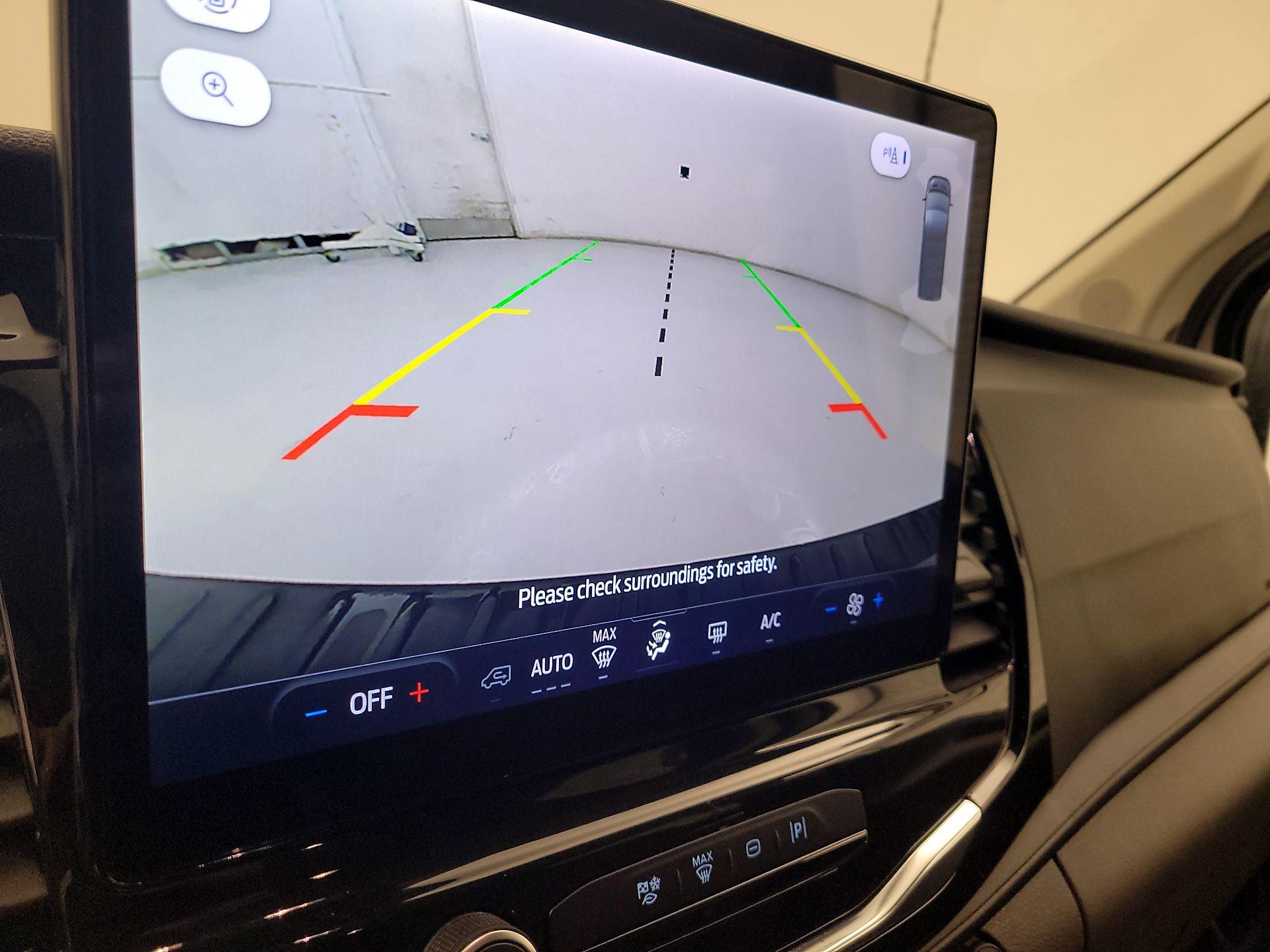 Thumbnail: 2023 Ford Transit Series - 15