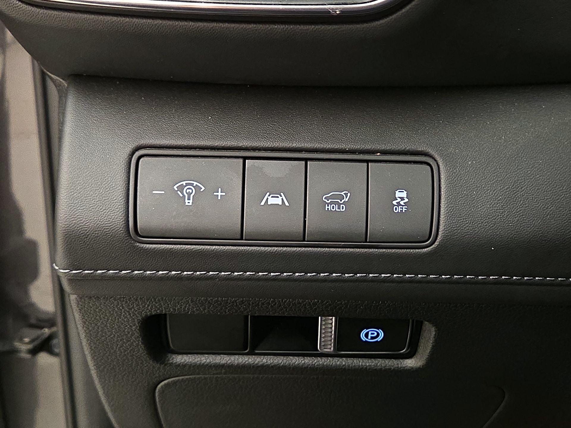 Thumbnail: 2023 Hyundai Santa Fe - 13