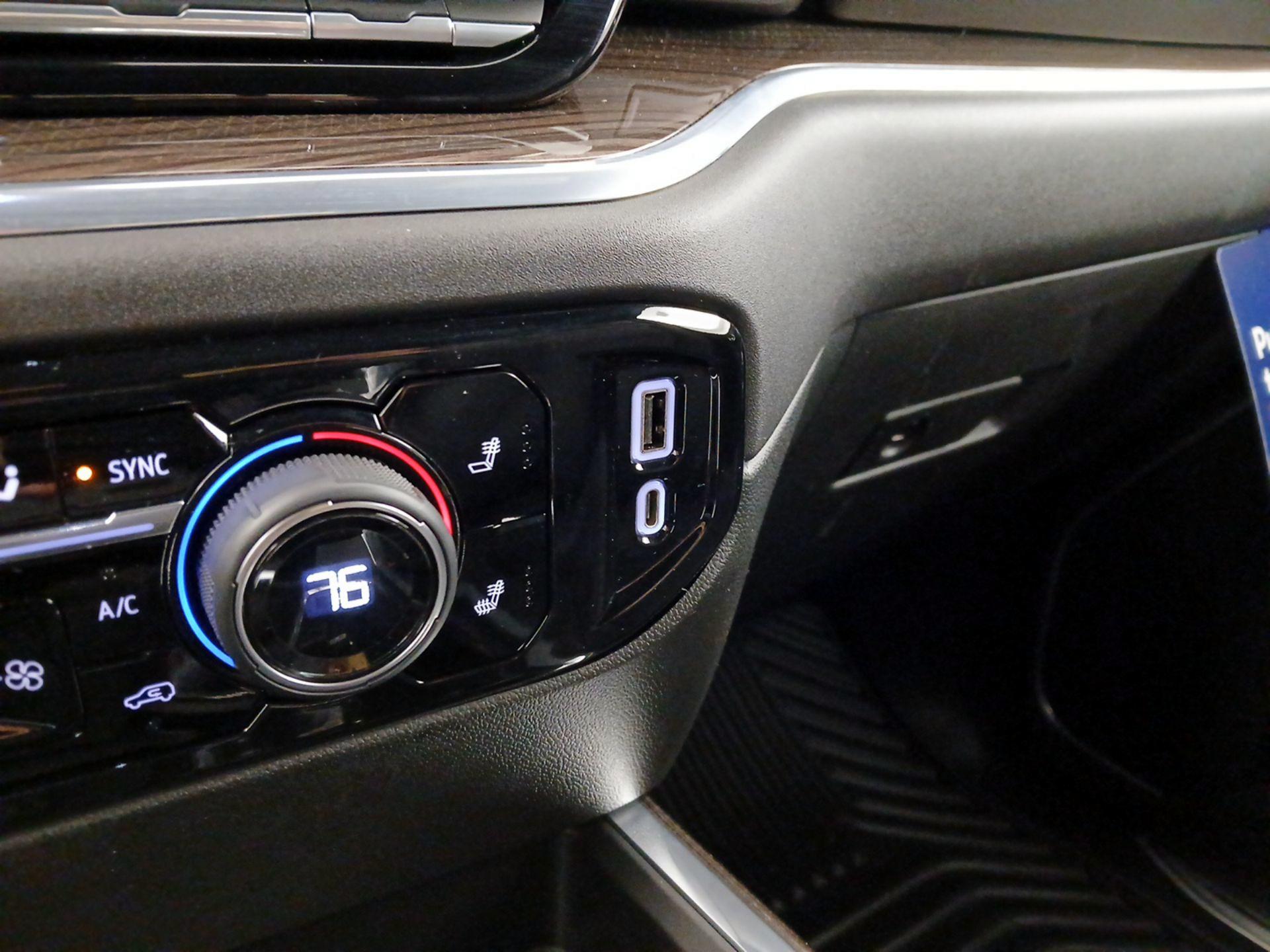 Thumbnail: 2022 Chevrolet Silverado 1500 - 19