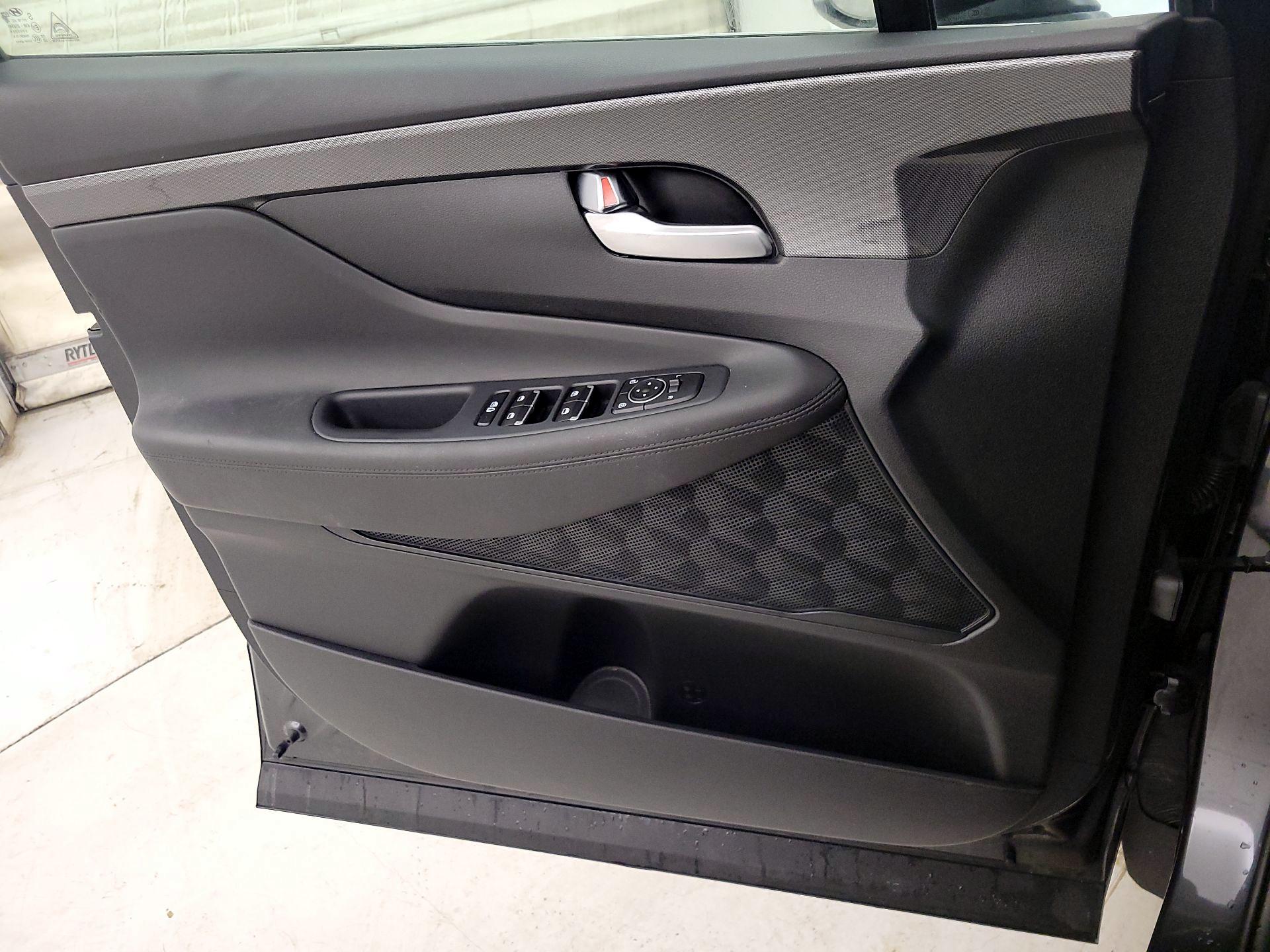 Thumbnail: 2023 Hyundai Santa Fe - 12