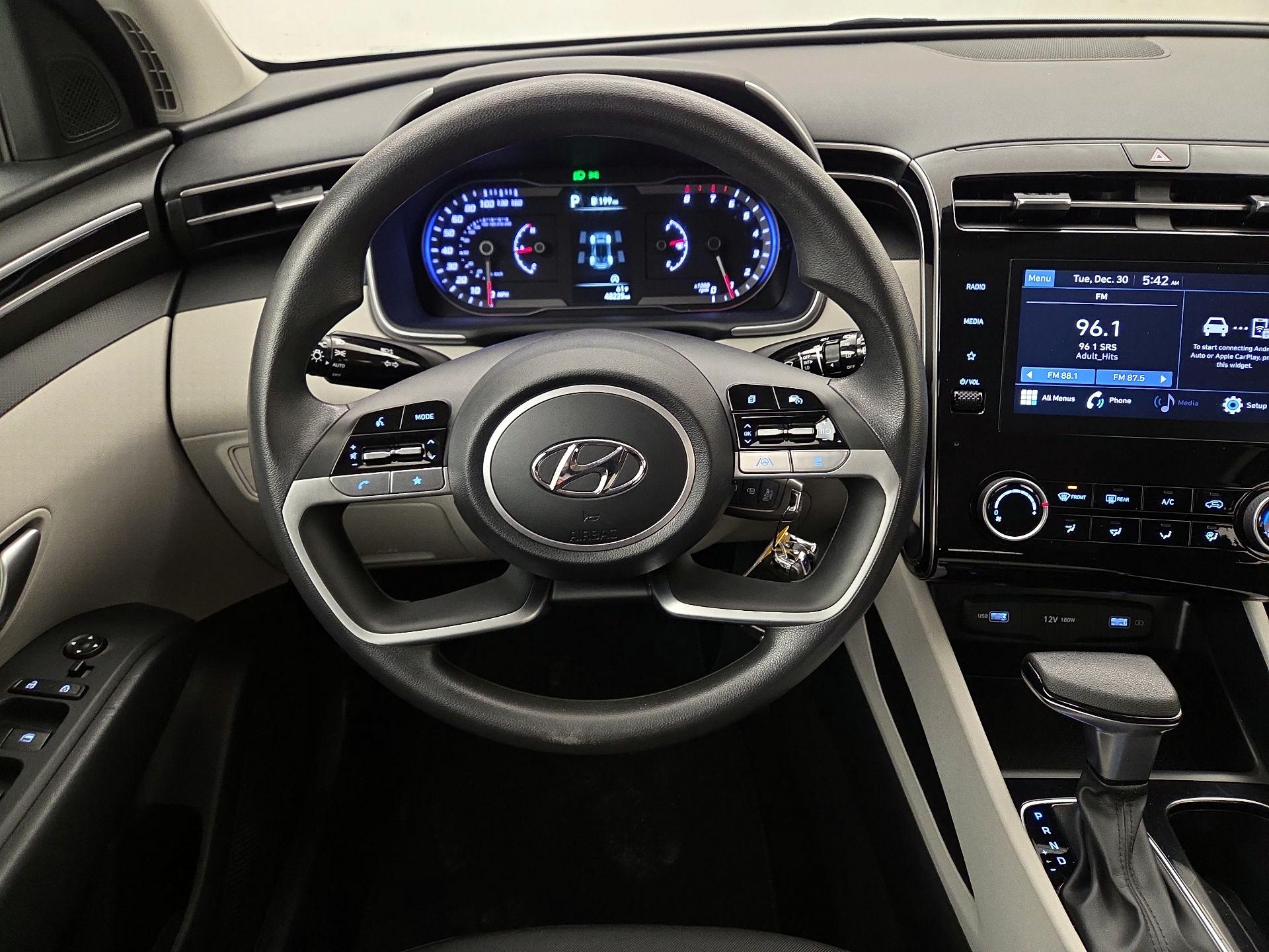 Thumbnail: 2023 Hyundai Tucson - 10