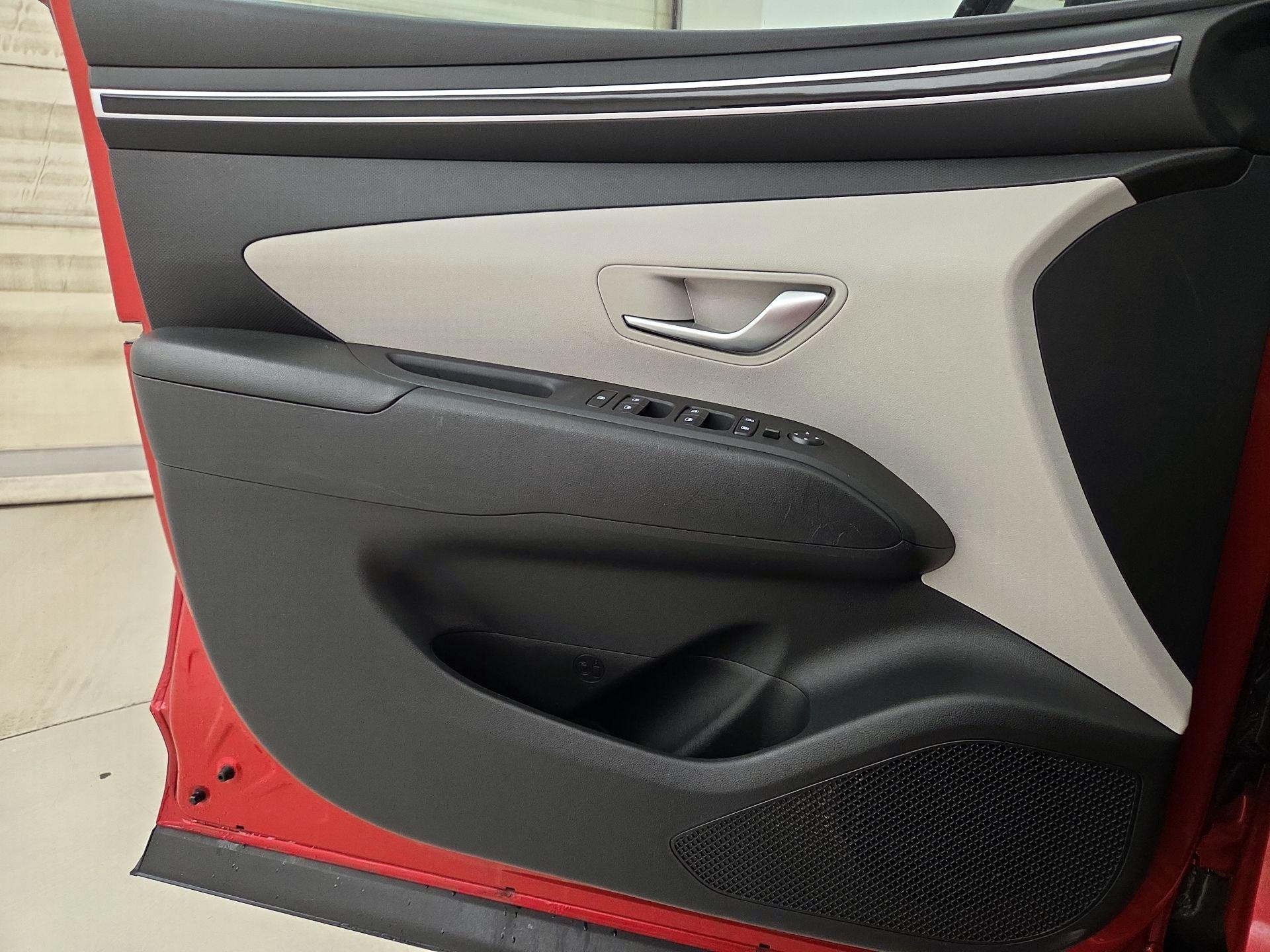 Thumbnail: 2023 Hyundai Tucson - 12