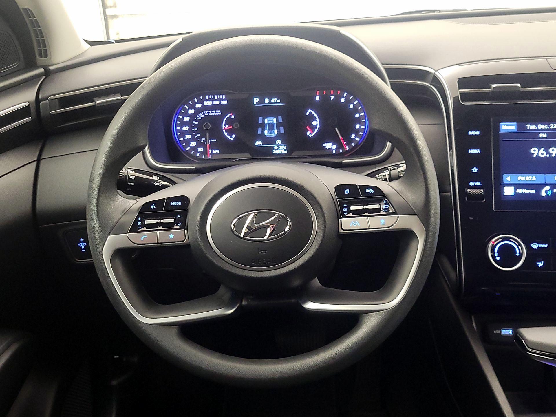 Thumbnail: 2023 Hyundai Tucson - 10