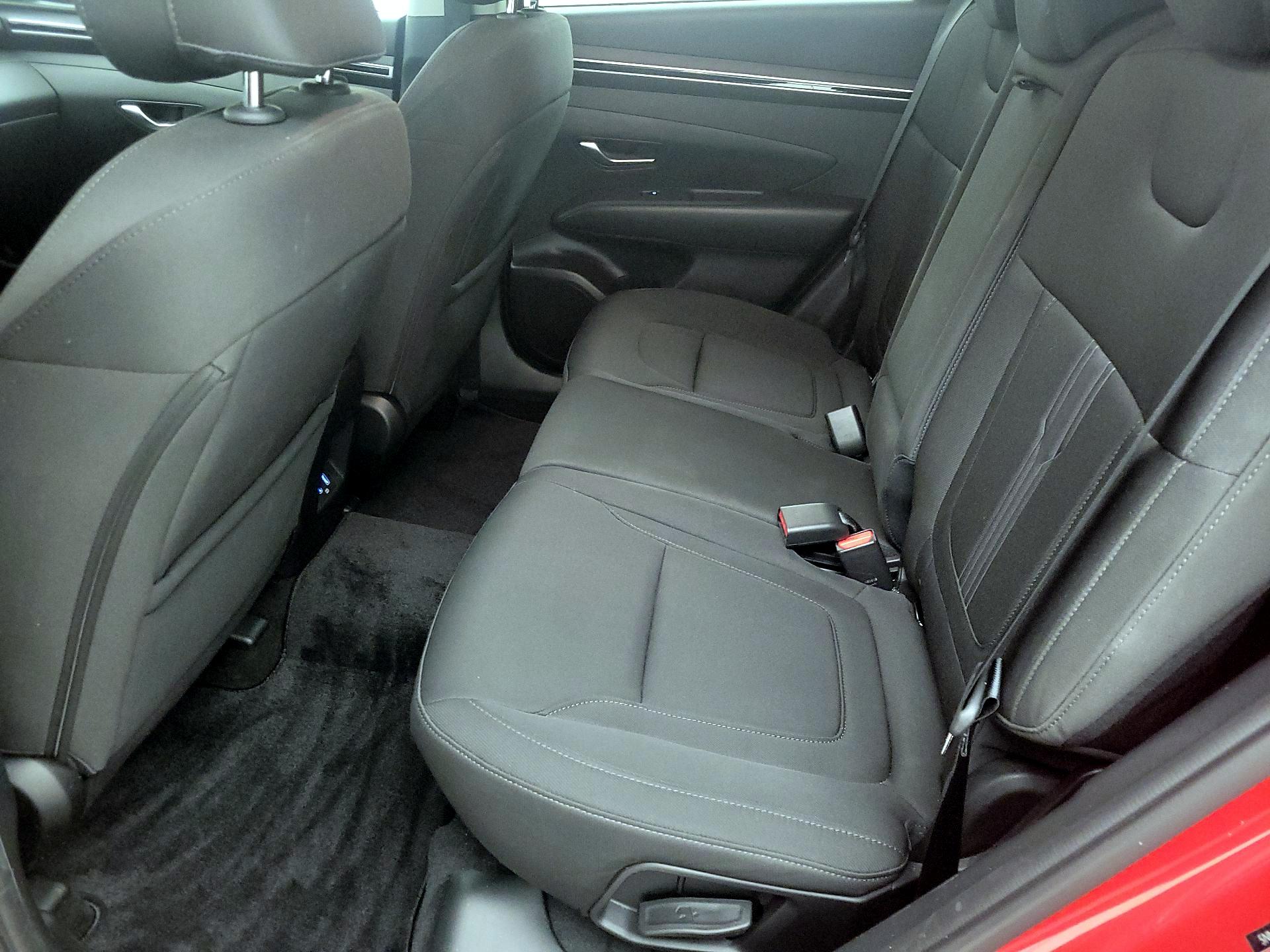 Thumbnail: 2023 Hyundai Tucson - 19