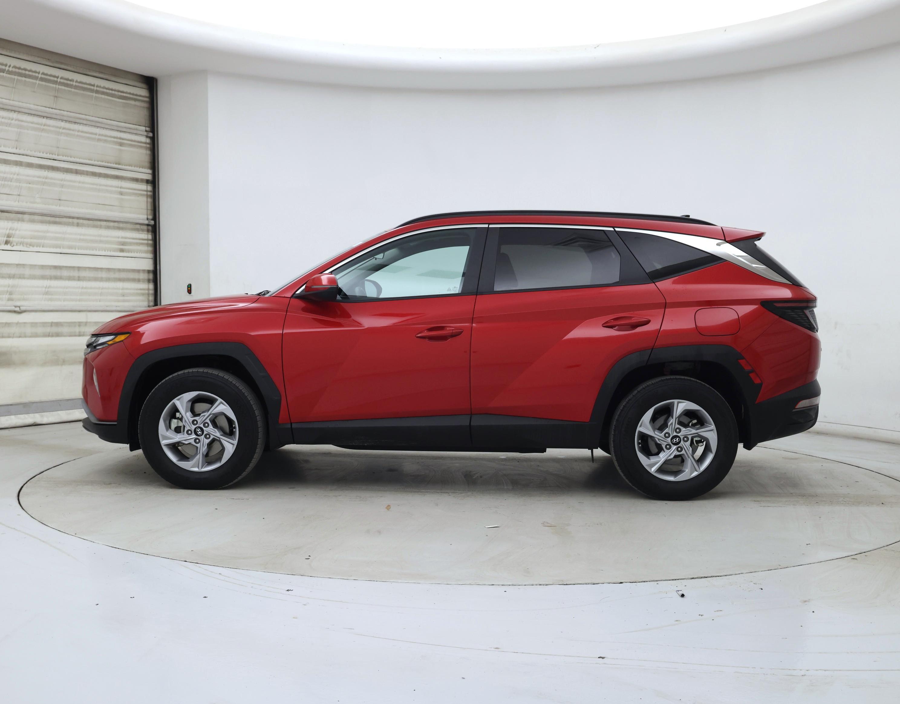 Thumbnail: 2023 Hyundai Tucson - 3