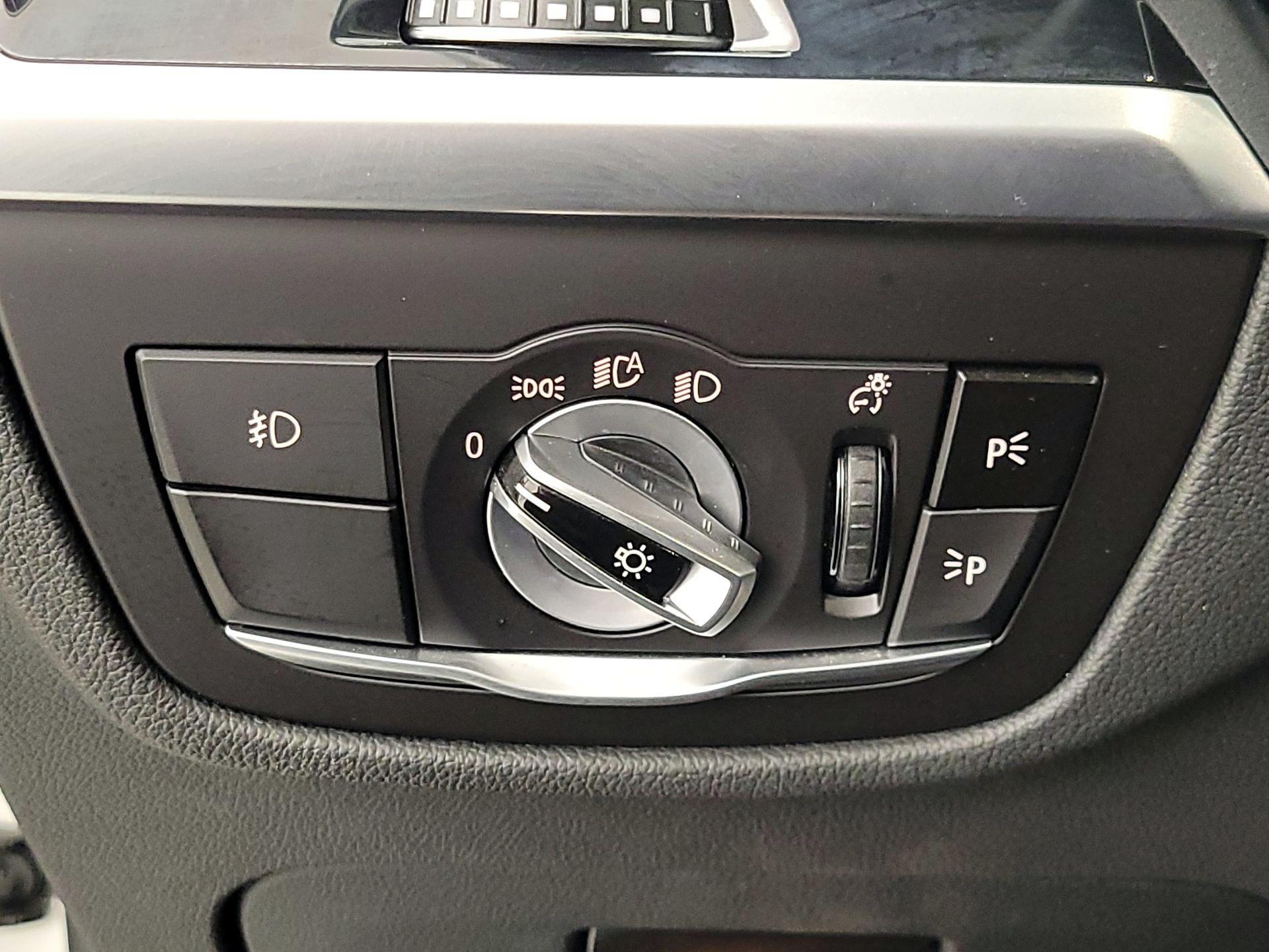 Thumbnail: 2021 BMW X3 - 13