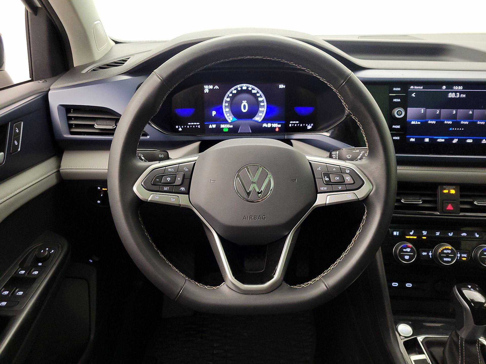 Thumbnail: 2024 Volkswagen Taos - 10