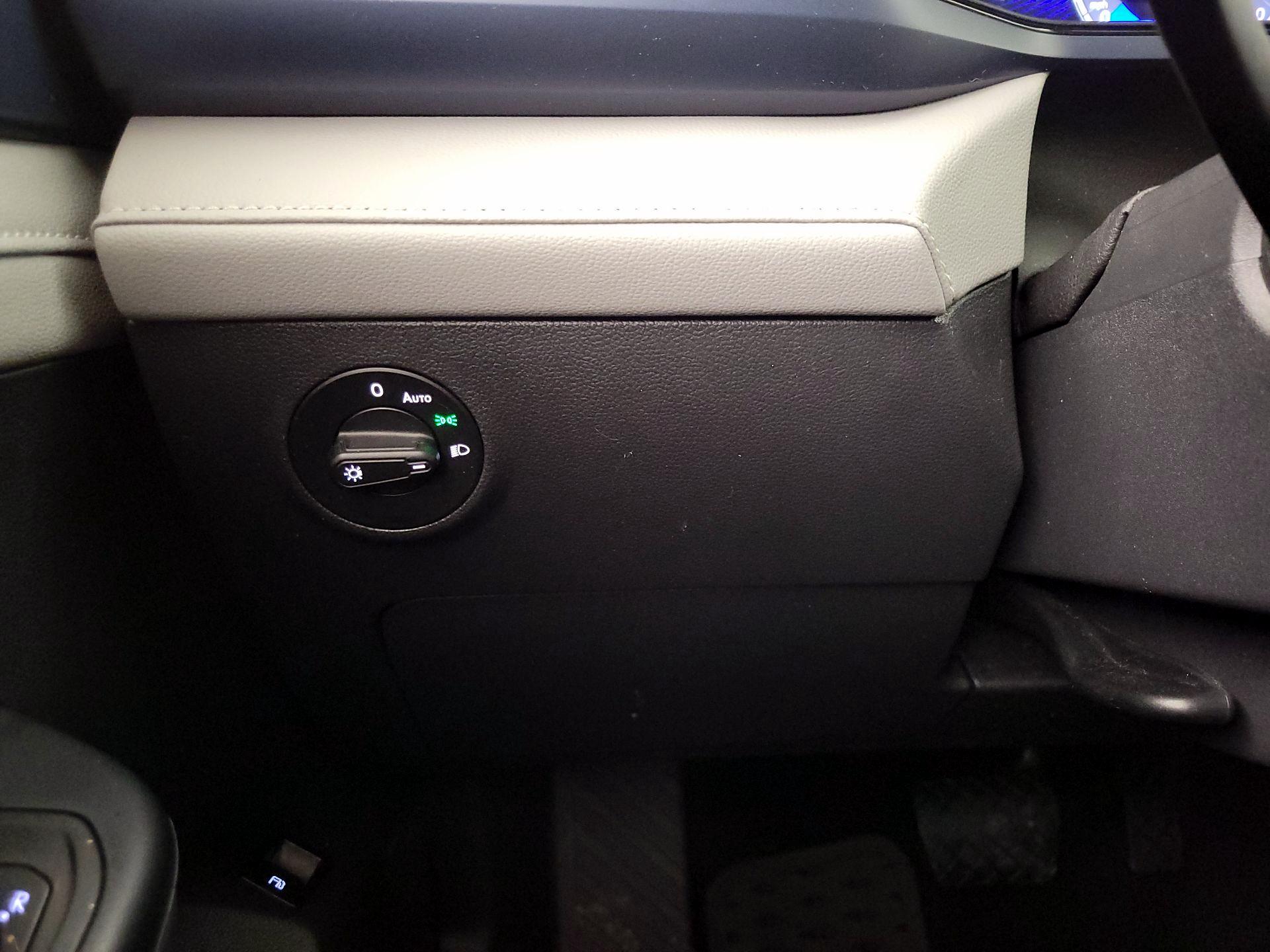 Thumbnail: 2024 Volkswagen Taos - 13