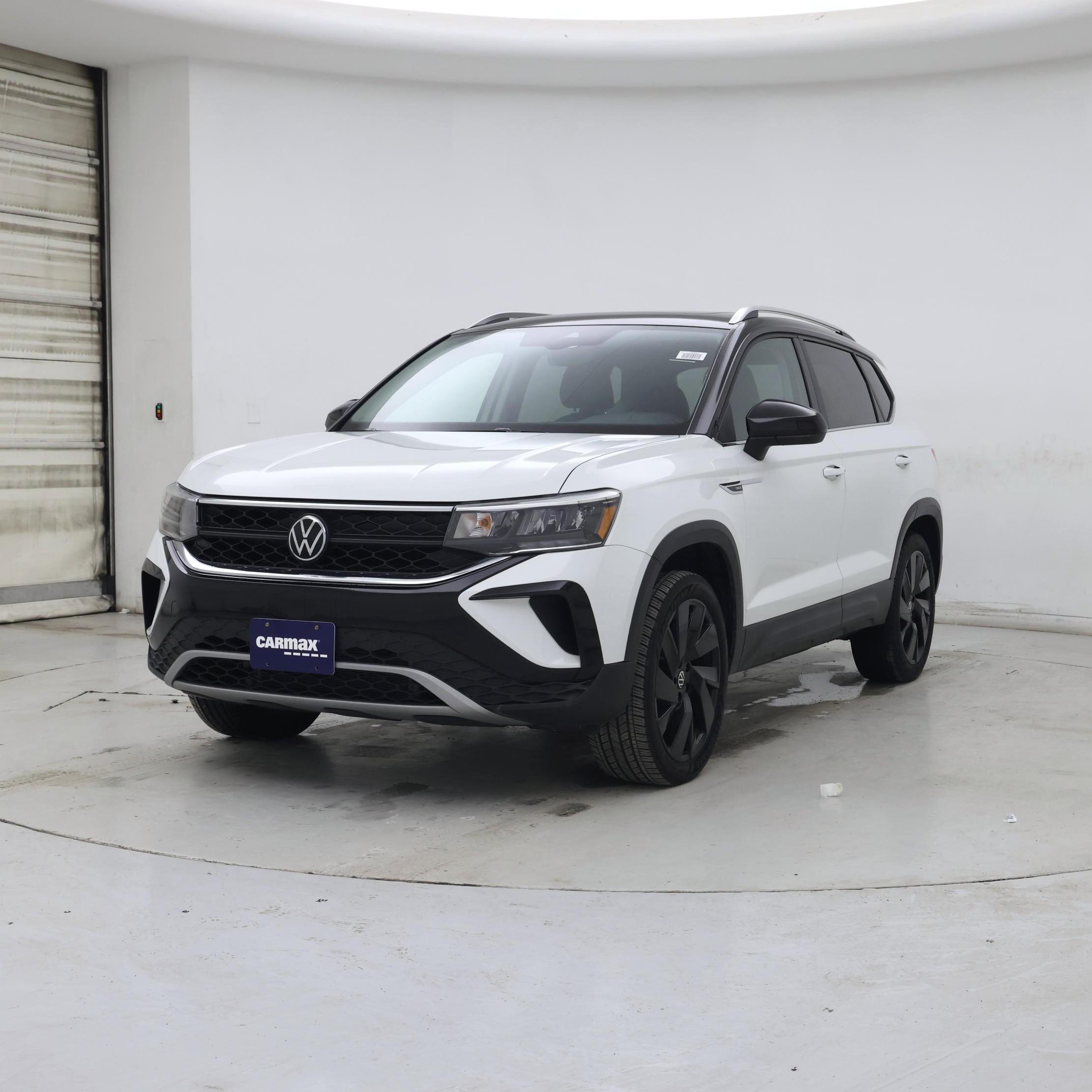 Thumbnail: 2024 Volkswagen Taos - 4