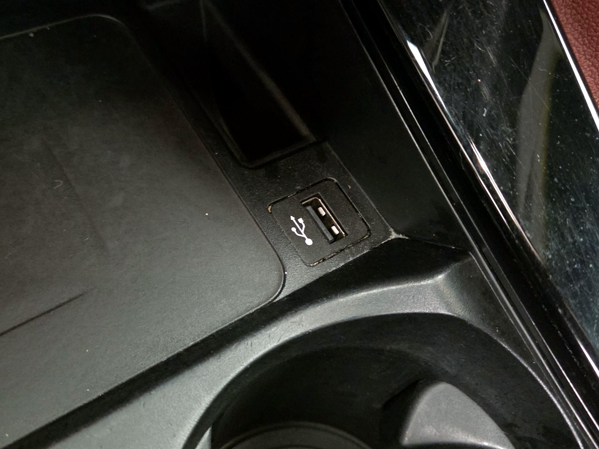 Thumbnail: 2021 BMW X4 - 18